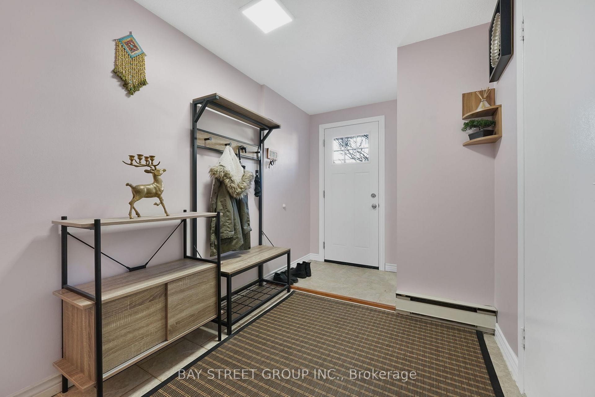 Photo 4 of Unit 30, 80 Old Country Drive, Kitchener — HOMEH