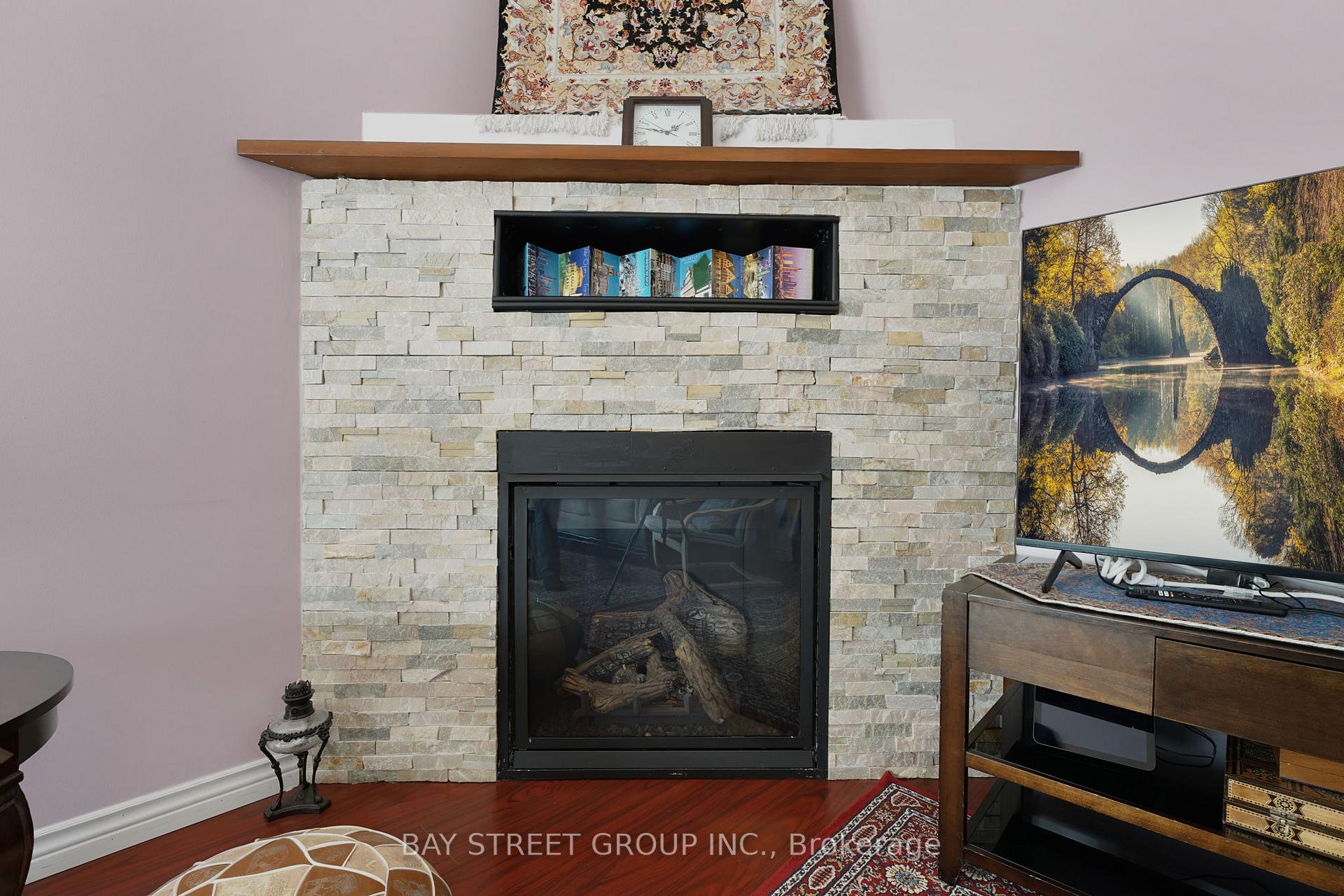 Photo 6 of Unit 30, 80 Old Country Drive, Kitchener — HOMEH