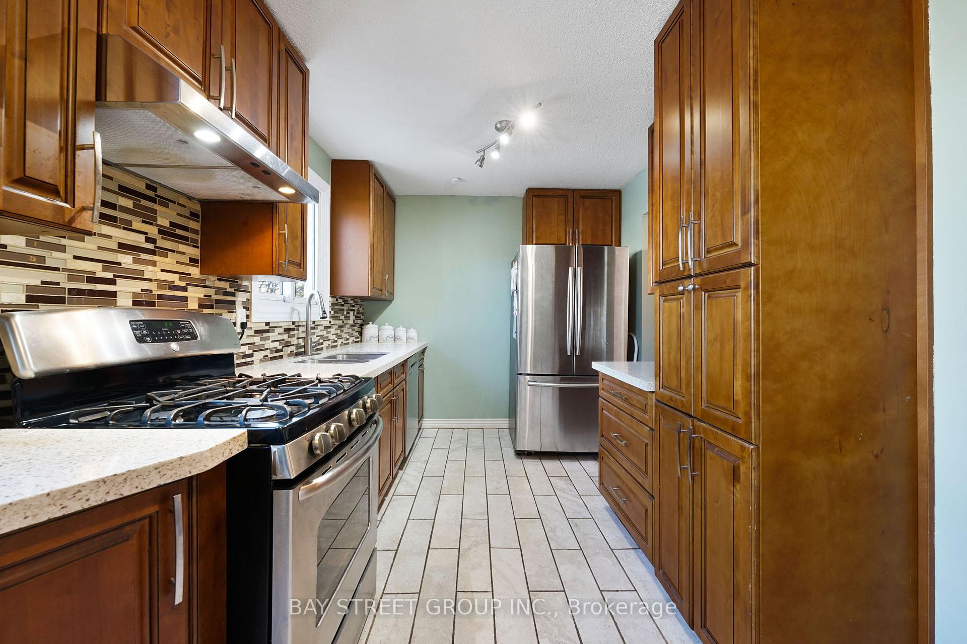 Photo 18 of Unit 30, 80 Old Country Drive, Kitchener — HOMEH