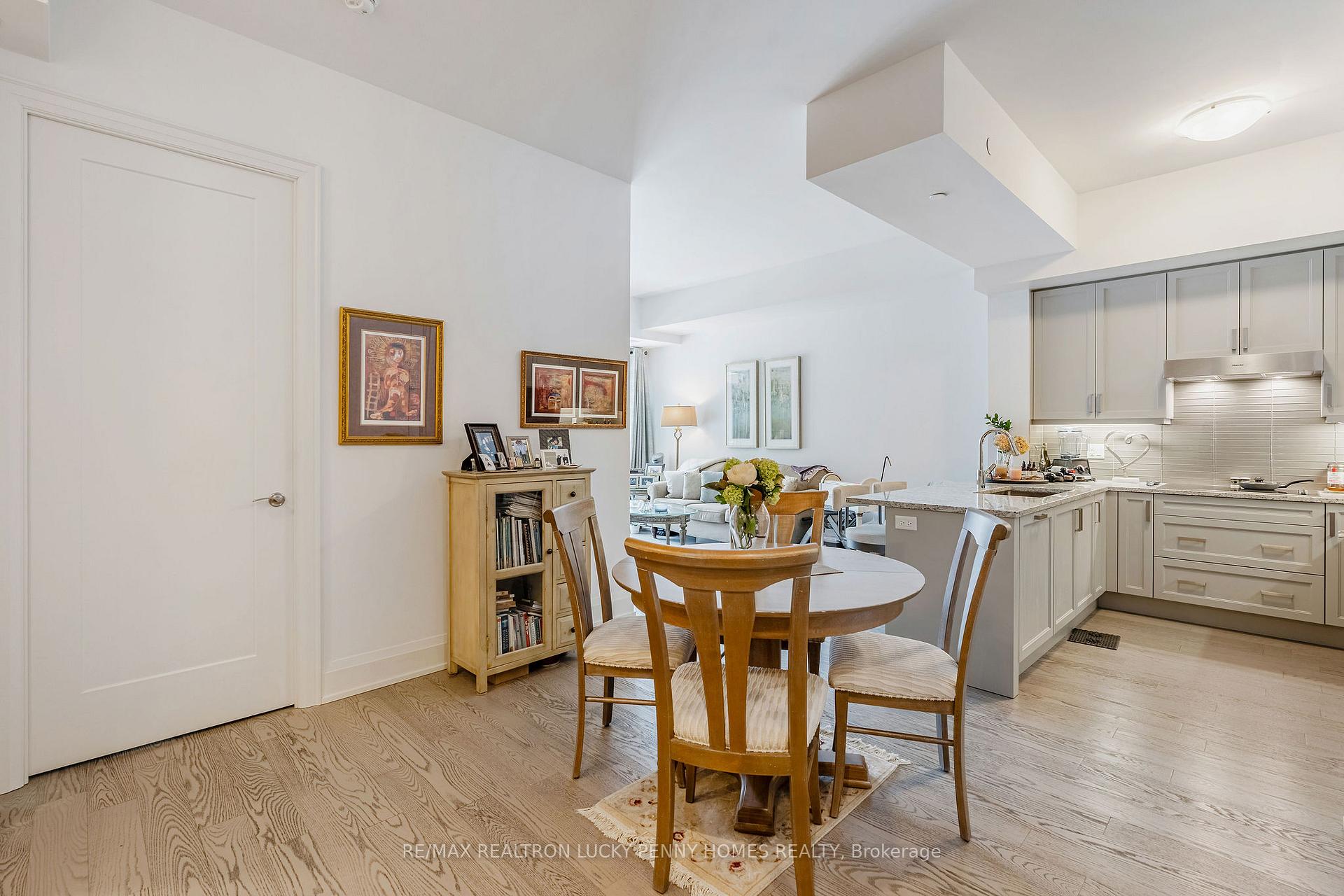 Photo 8 of Unit 207, 20 Fred Varley Drive, Markham, Unionville — HOMEH
