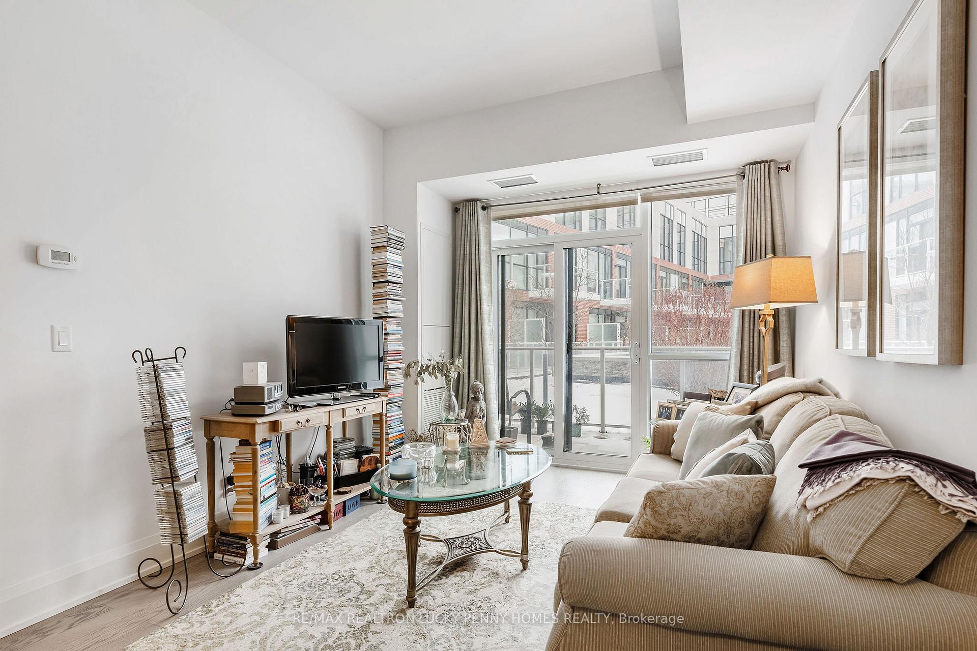 Photo 15 of Unit 207, 20 Fred Varley Drive, Markham, Unionville — HOMEH