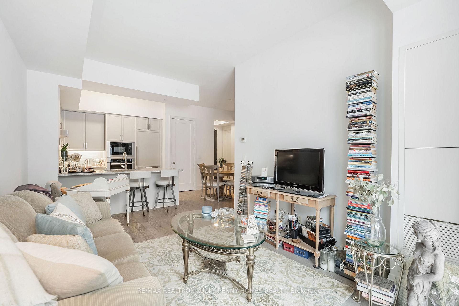 Photo 18 of Unit 207, 20 Fred Varley Drive, Markham, Unionville — HOMEH