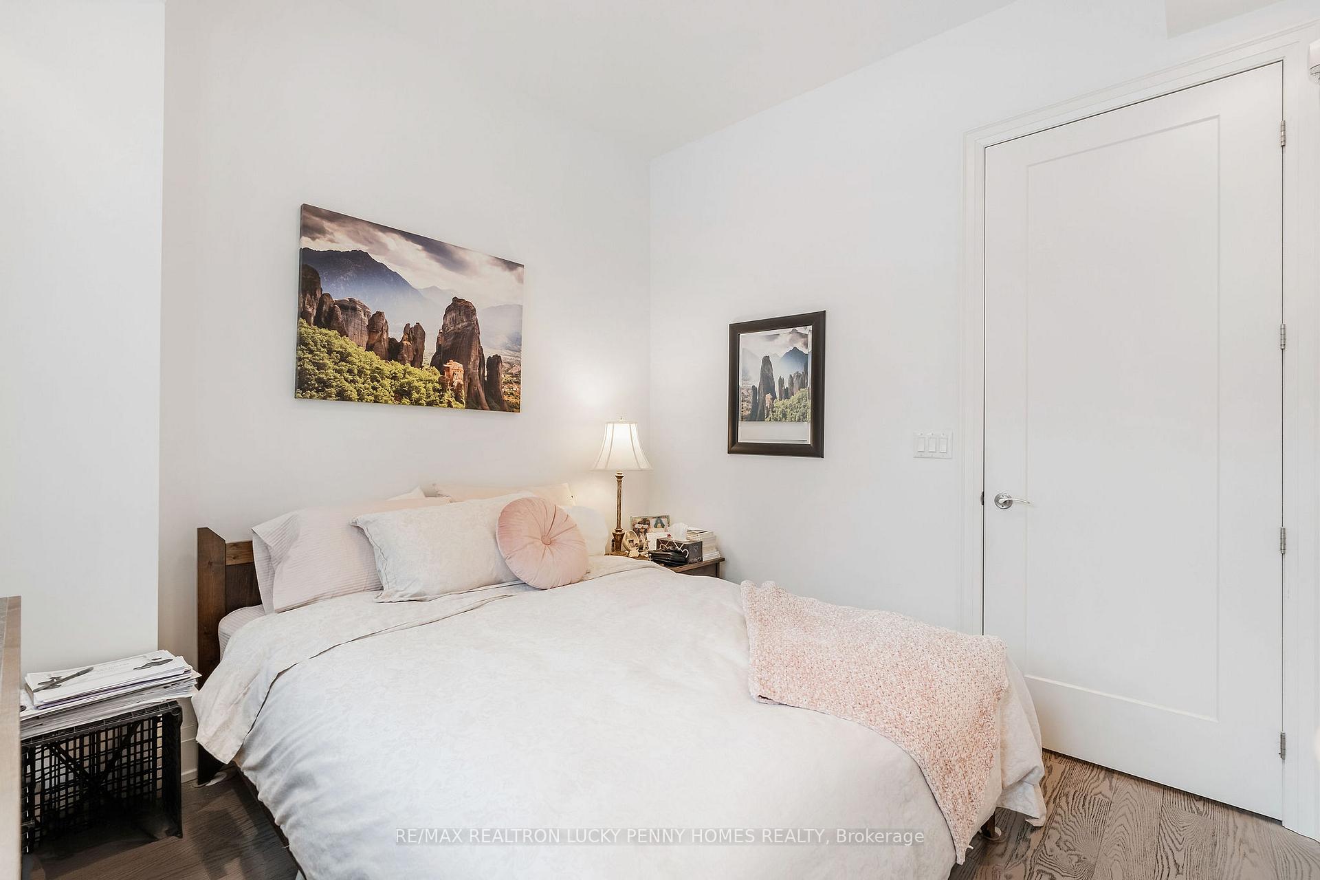Photo 20 of Unit 207, 20 Fred Varley Drive, Markham, Unionville — HOMEH