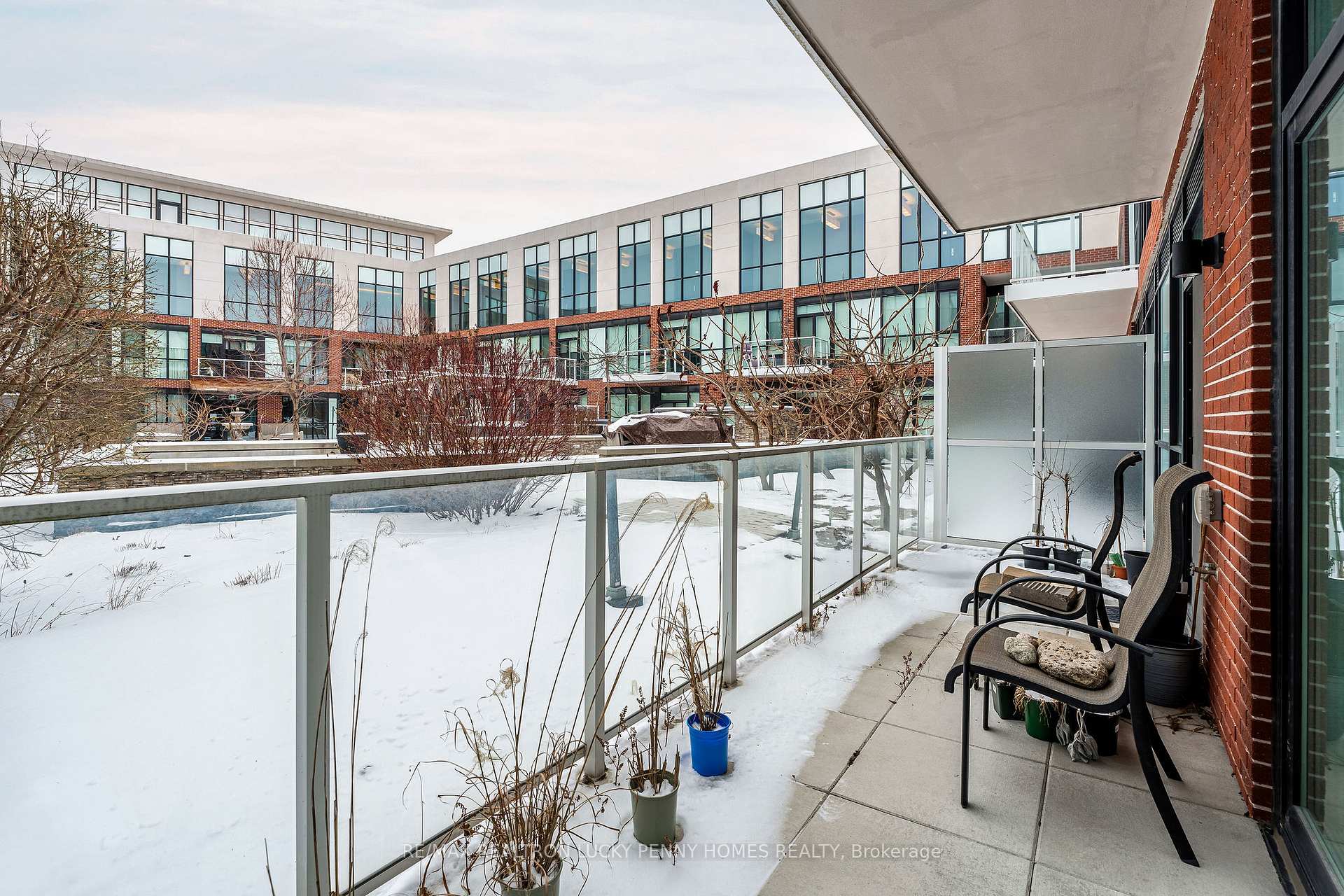 Photo 25 of Unit 207, 20 Fred Varley Drive, Markham, Unionville — HOMEH
