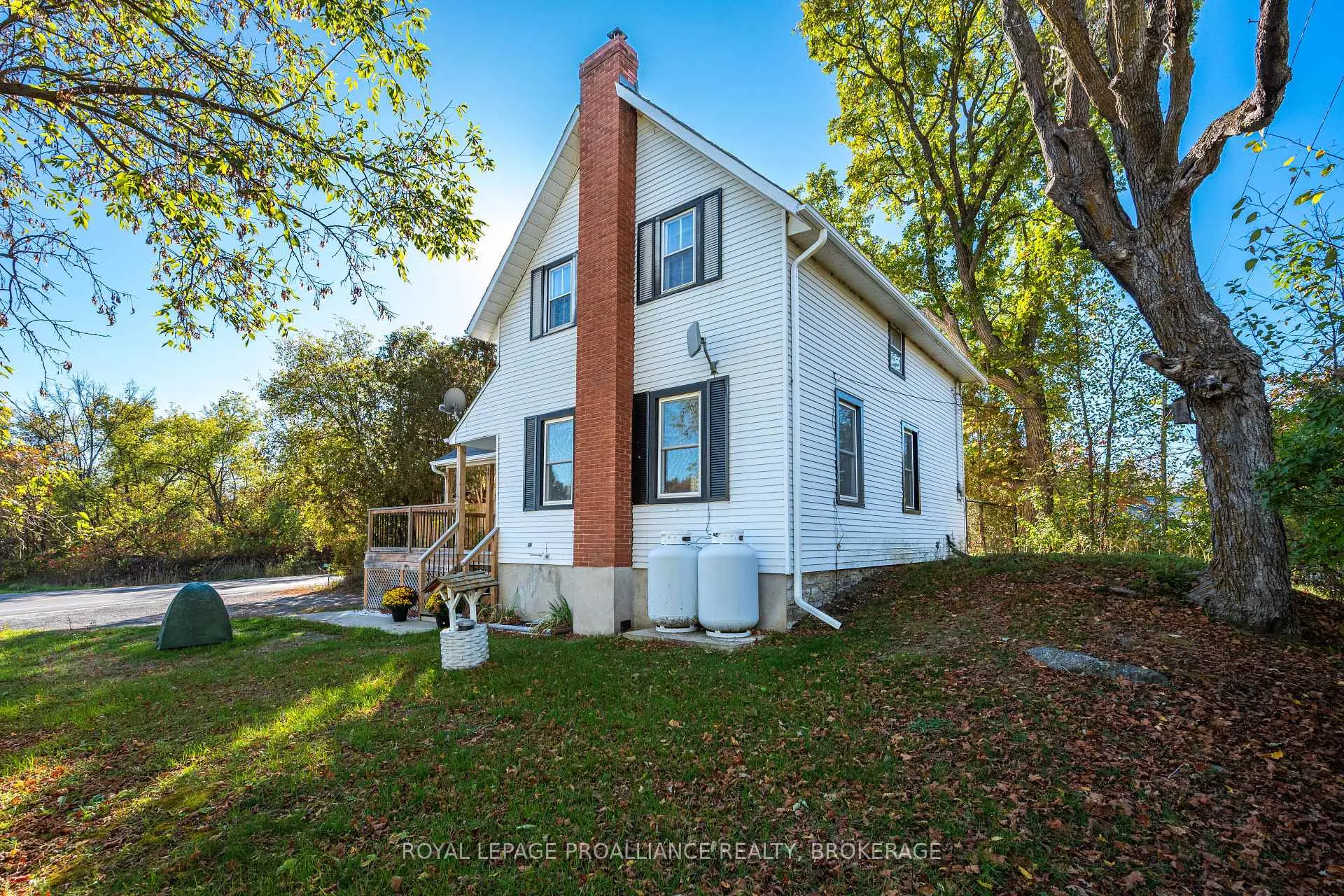 Photo 1 of 4376 Bellrock Road, Frontenac, Frontenac South — HOMEH