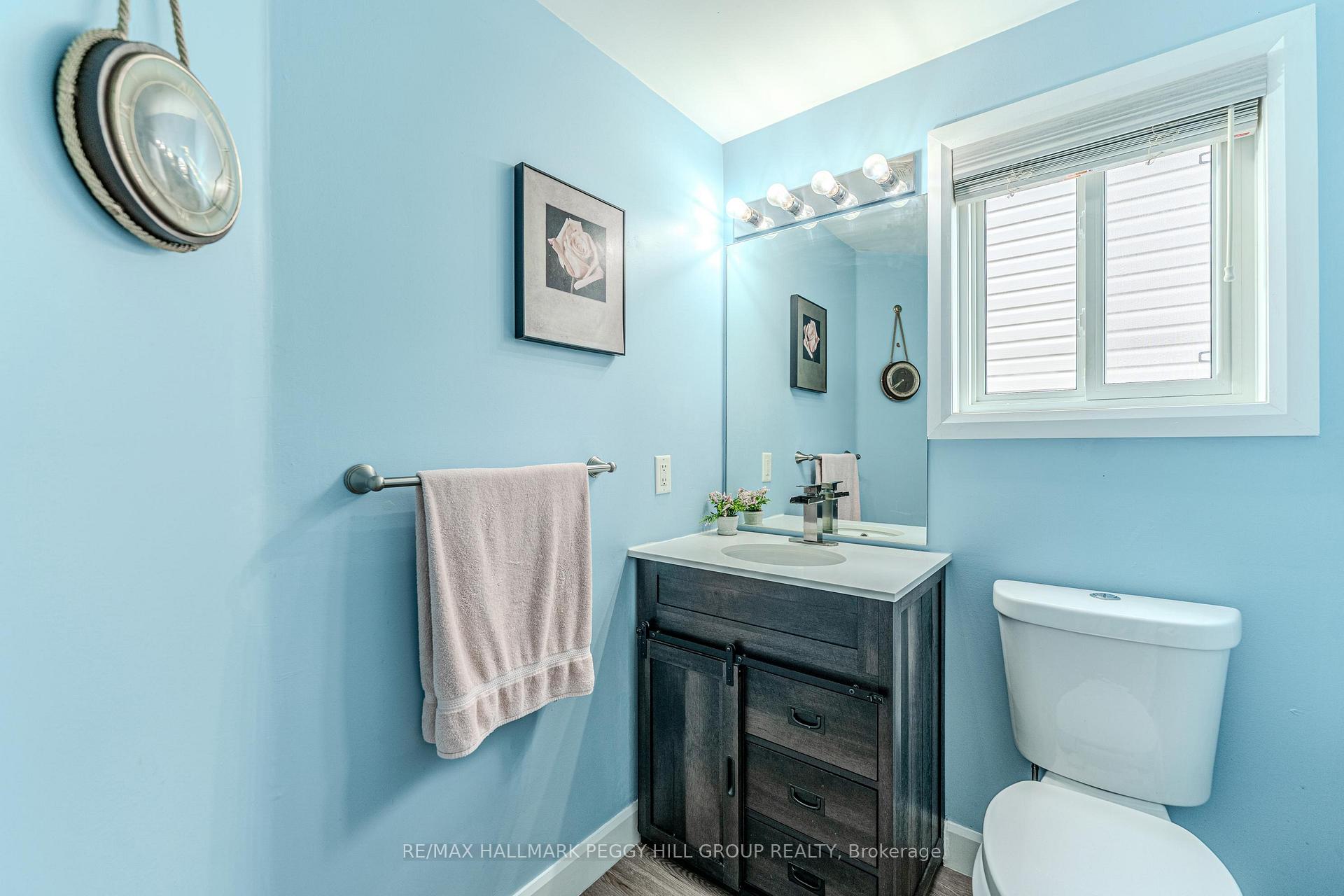 Photo 9 of 147 Nathan Crescent, Barrie, Painswick South — HOMEH