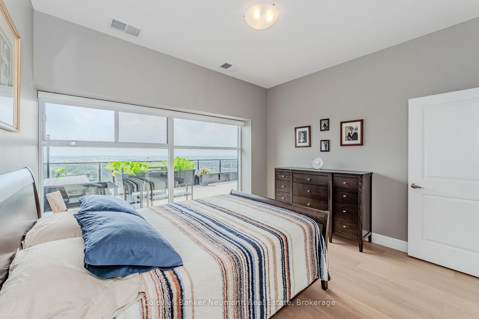 Photo 43 of Unit 1202, 1878 Gordon Street, Guelph, Pineridge/Westminster Woods — HOMEH