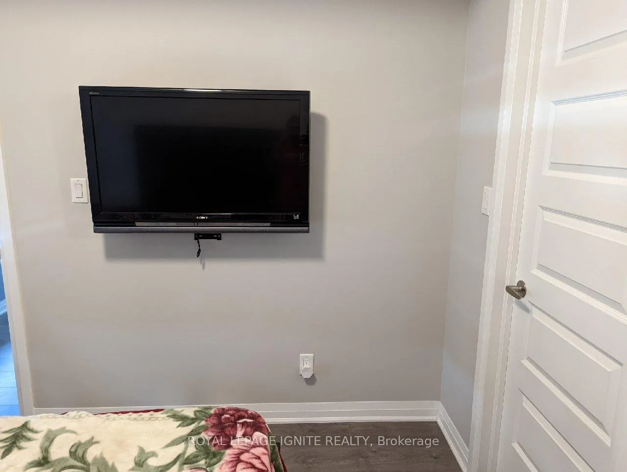 Photo 8 of Unit 314, 2 Adam Sellers Street, Markham, Cornell — HOMEH