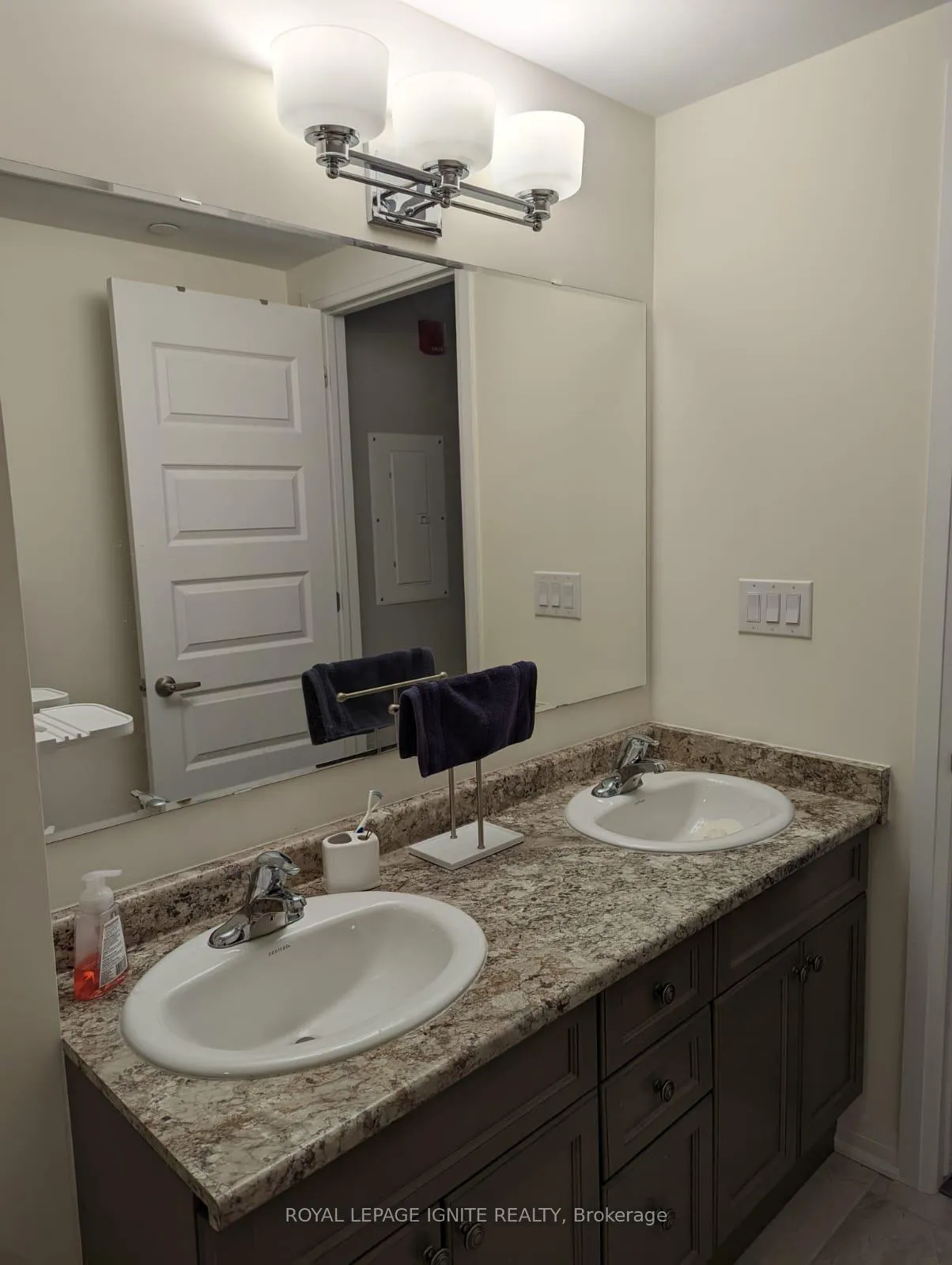 Photo 14 of Unit 314, 2 Adam Sellers Street, Markham, Cornell — HOMEH