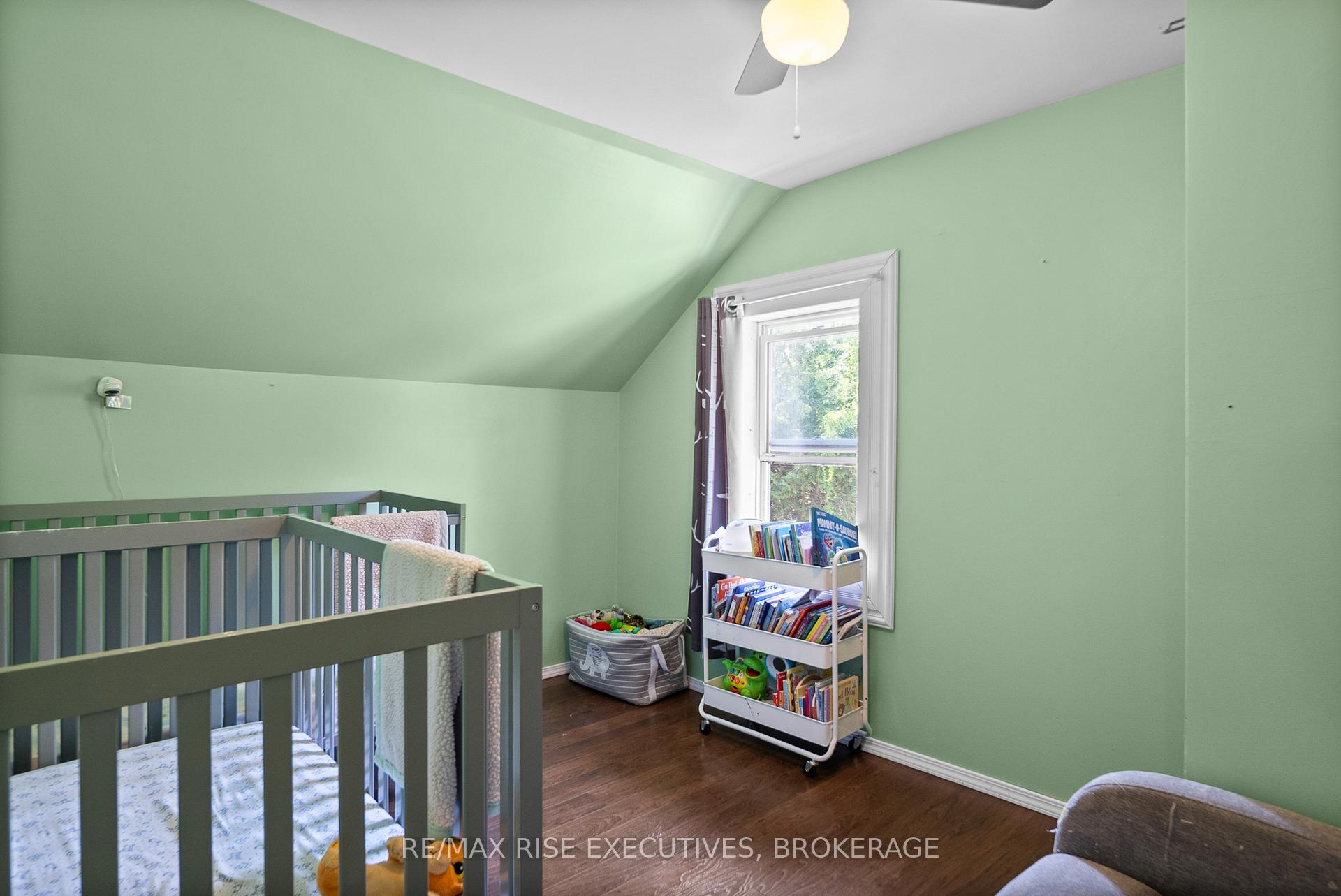 Photo 24 of 100 Elm Street, Gananoque — HOMEH