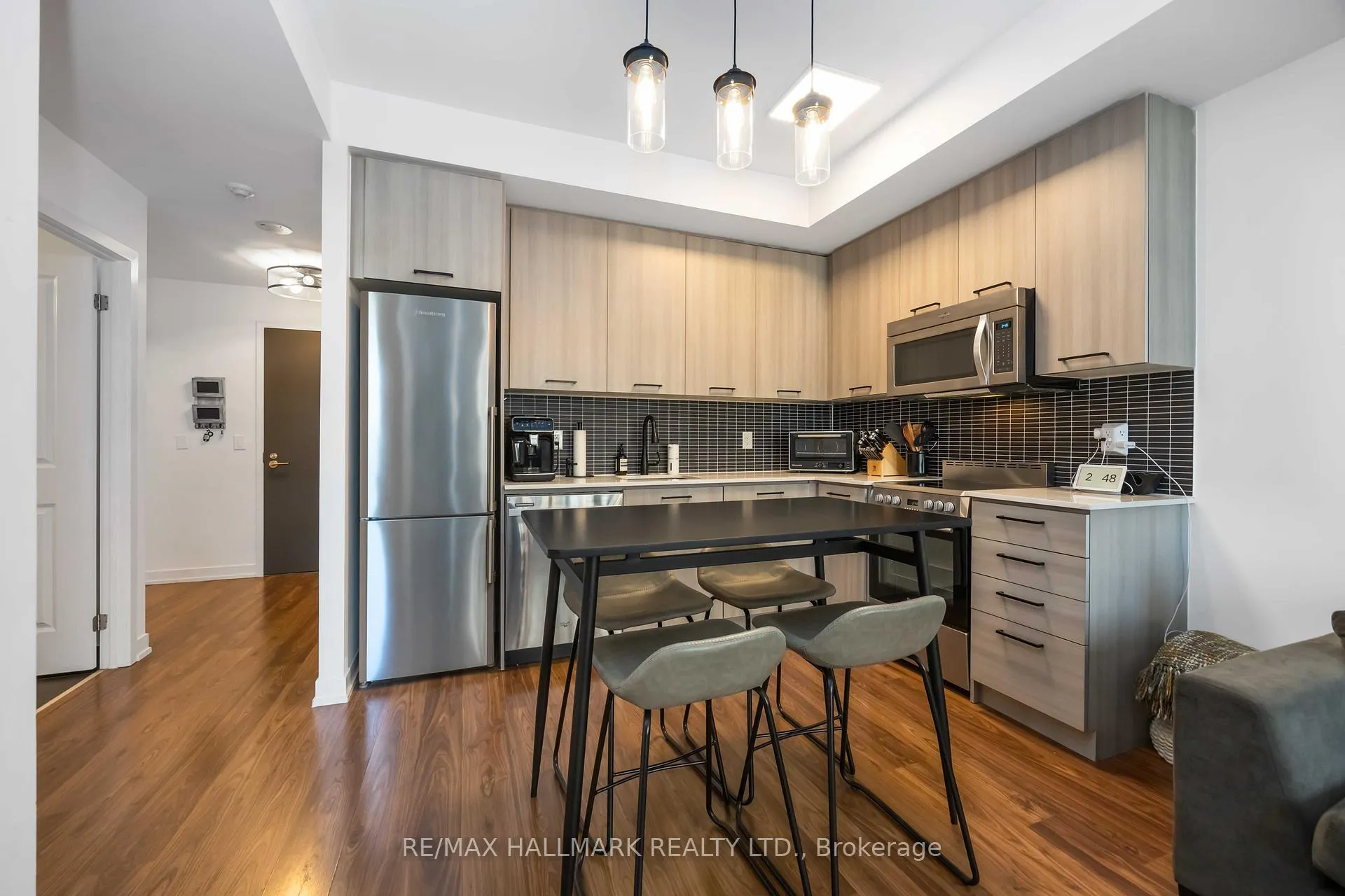 Photo 13 of Unit 902, 105 George Street, Toronto, Moss Park — HOMEH