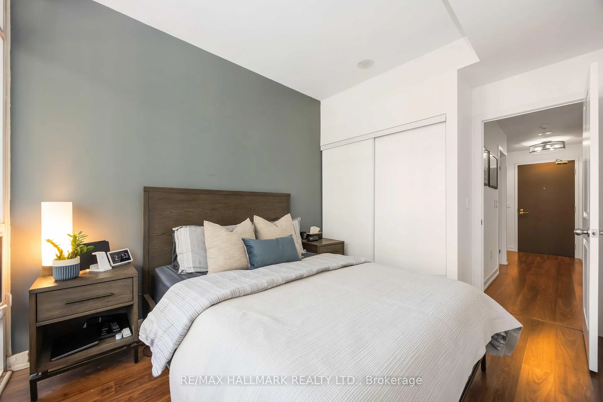 Photo 21 of Unit 902, 105 George Street, Toronto, Moss Park — HOMEH
