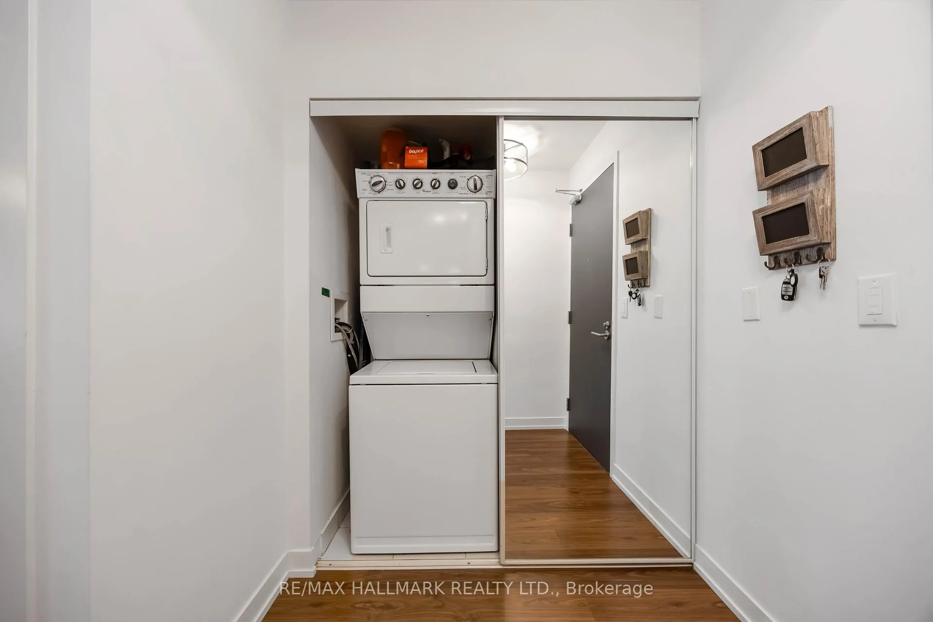 Photo 23 of Unit 902, 105 George Street, Toronto, Moss Park — HOMEH