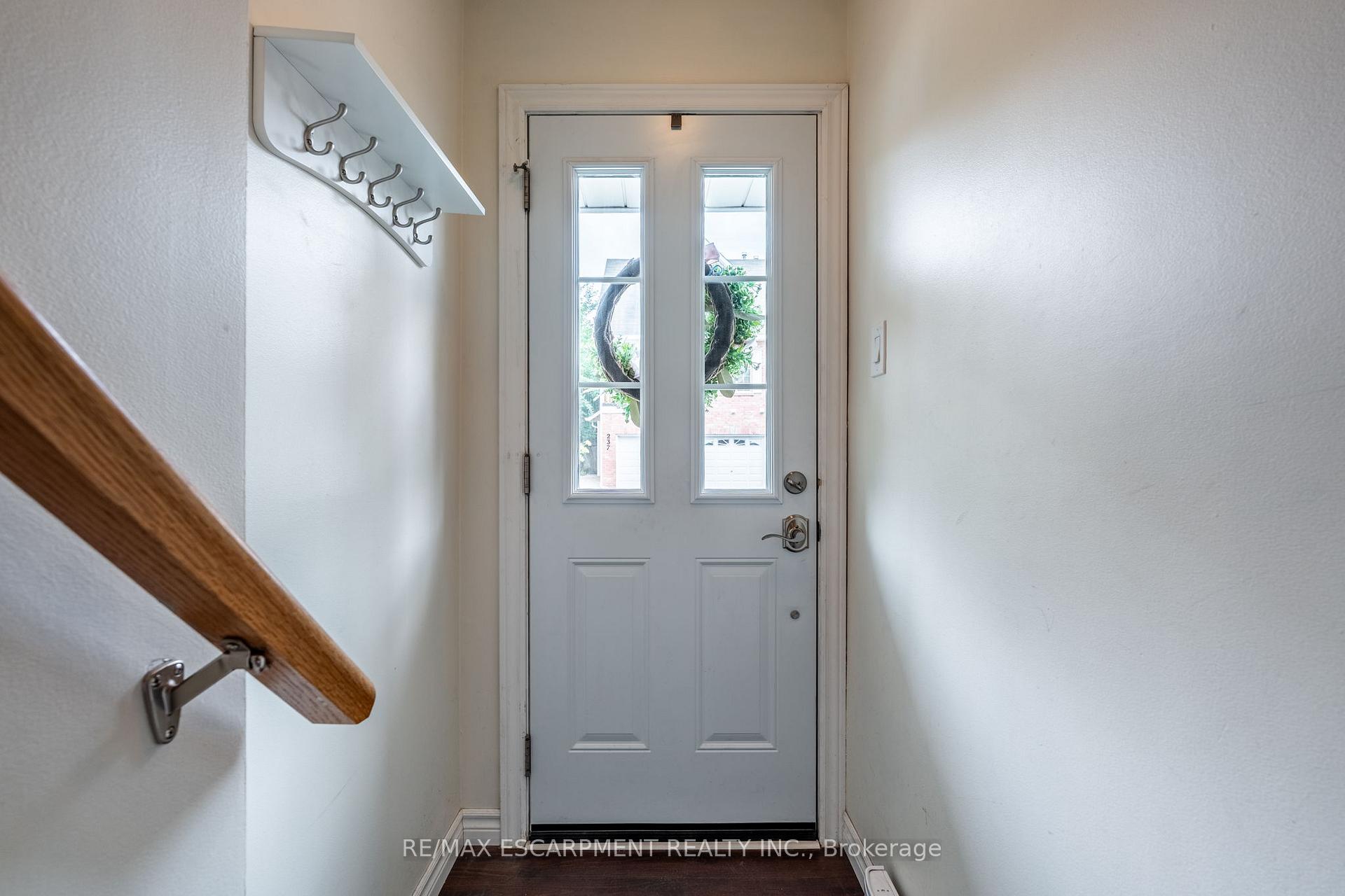 Photo 4 of Unit 235, 2075 Walkers Line, Burlington, Rose — HOMEH