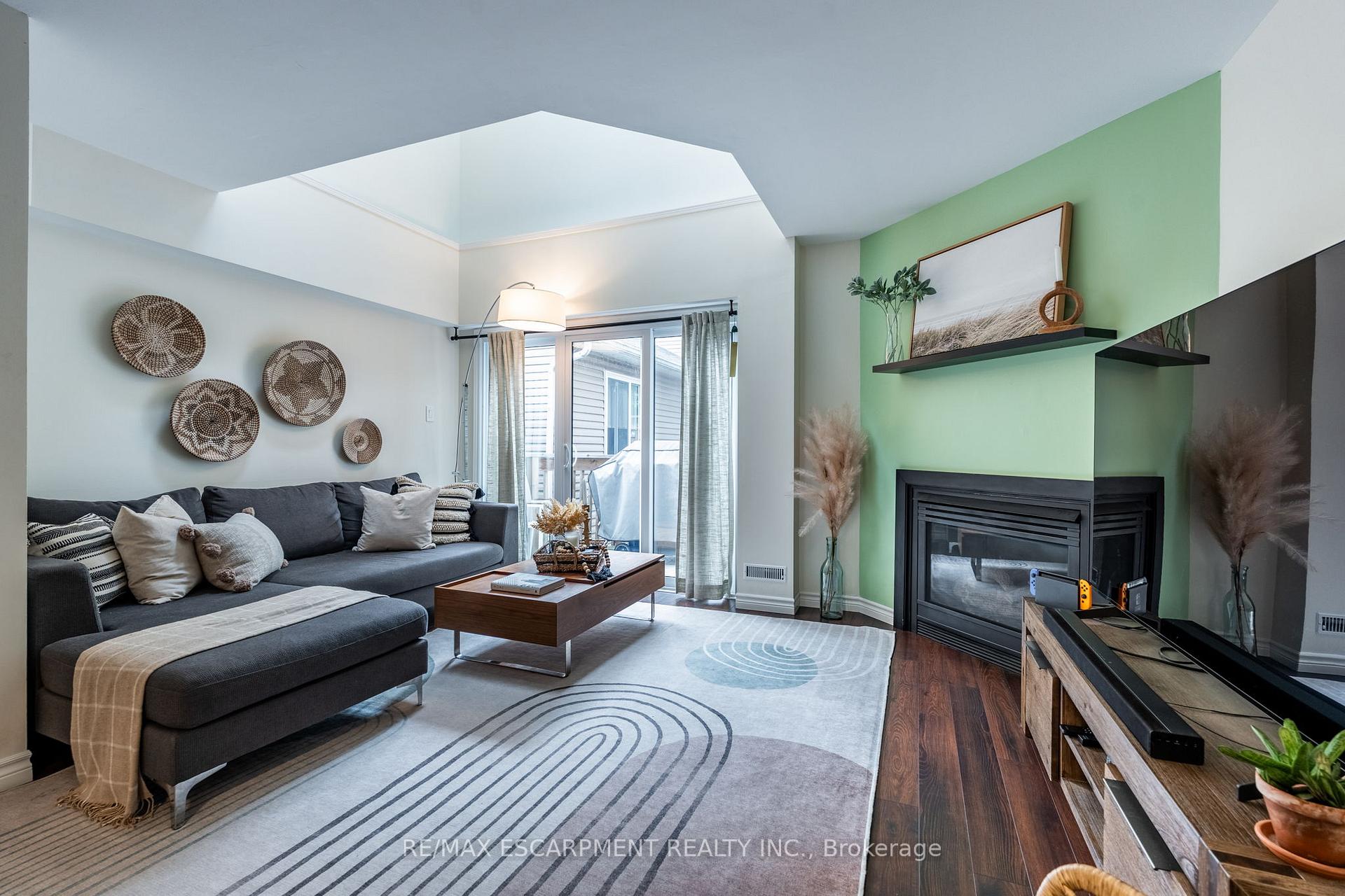 Photo 7 of Unit 235, 2075 Walkers Line, Burlington, Rose — HOMEH