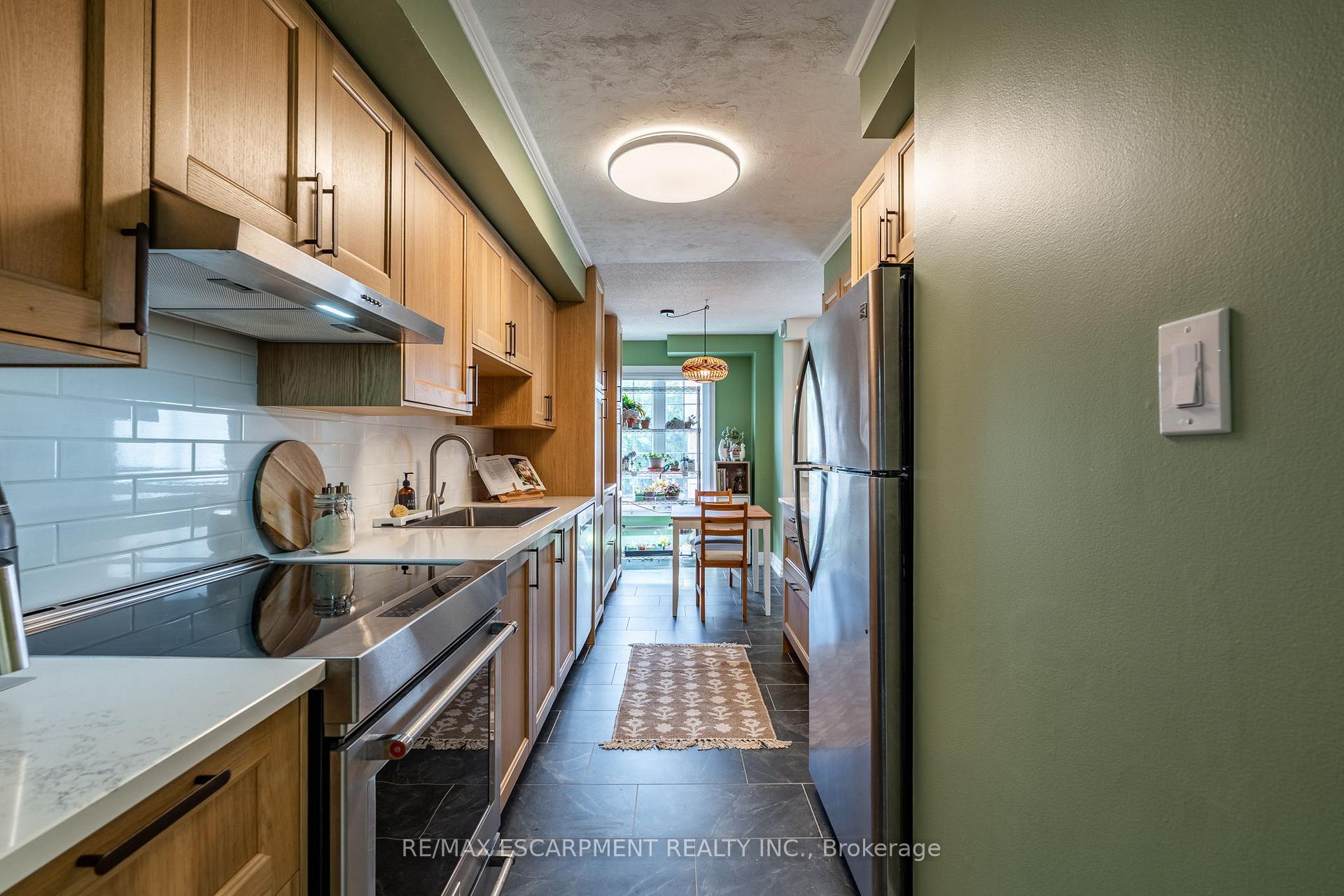 Photo 12 of Unit 235, 2075 Walkers Line, Burlington, Rose — HOMEH