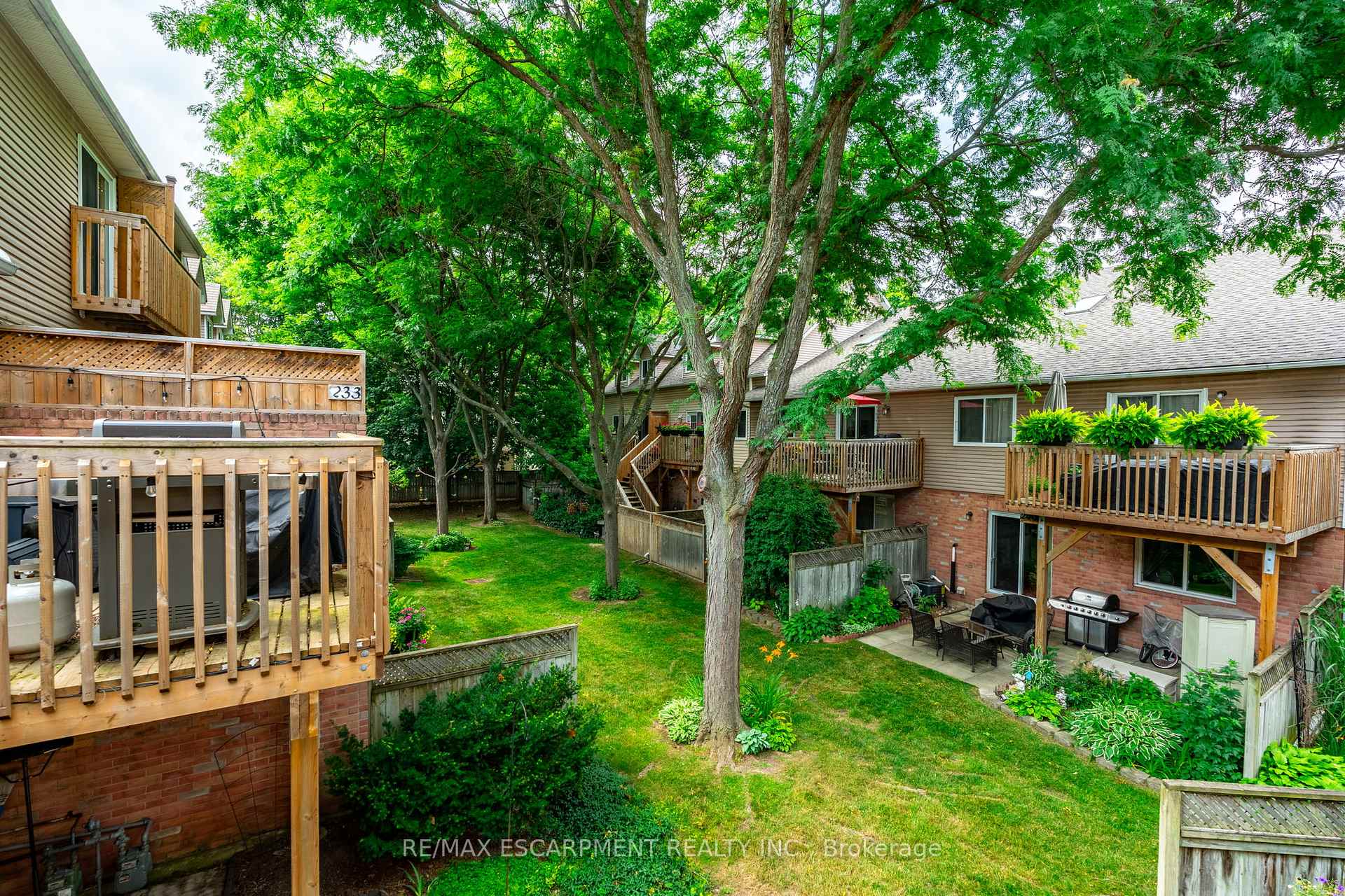 Photo 35 of Unit 235, 2075 Walkers Line, Burlington, Rose — HOMEH