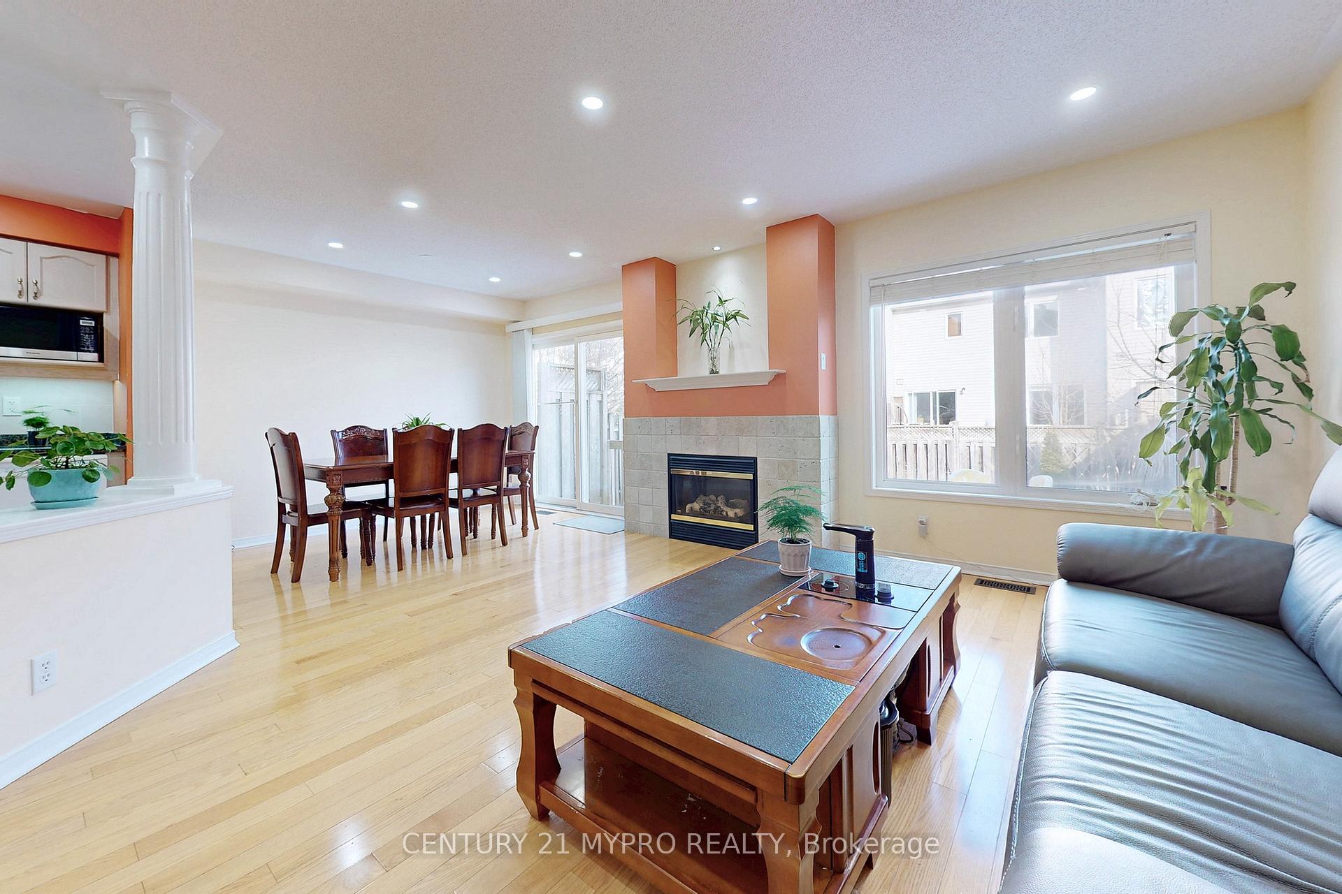 Photo 8 of 32 Bilbrough Street, Aurora, Bayview Northeast — HOMEH