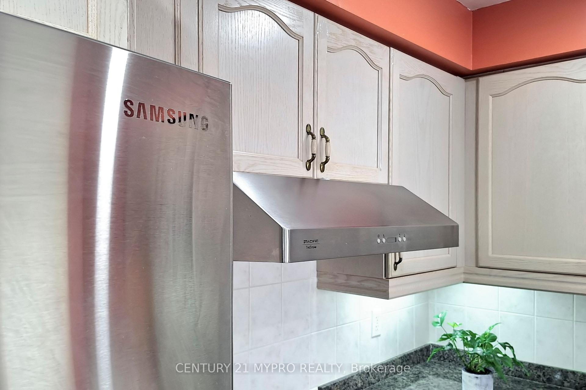 Photo 17 of 32 Bilbrough Street, Aurora, Bayview Northeast — HOMEH