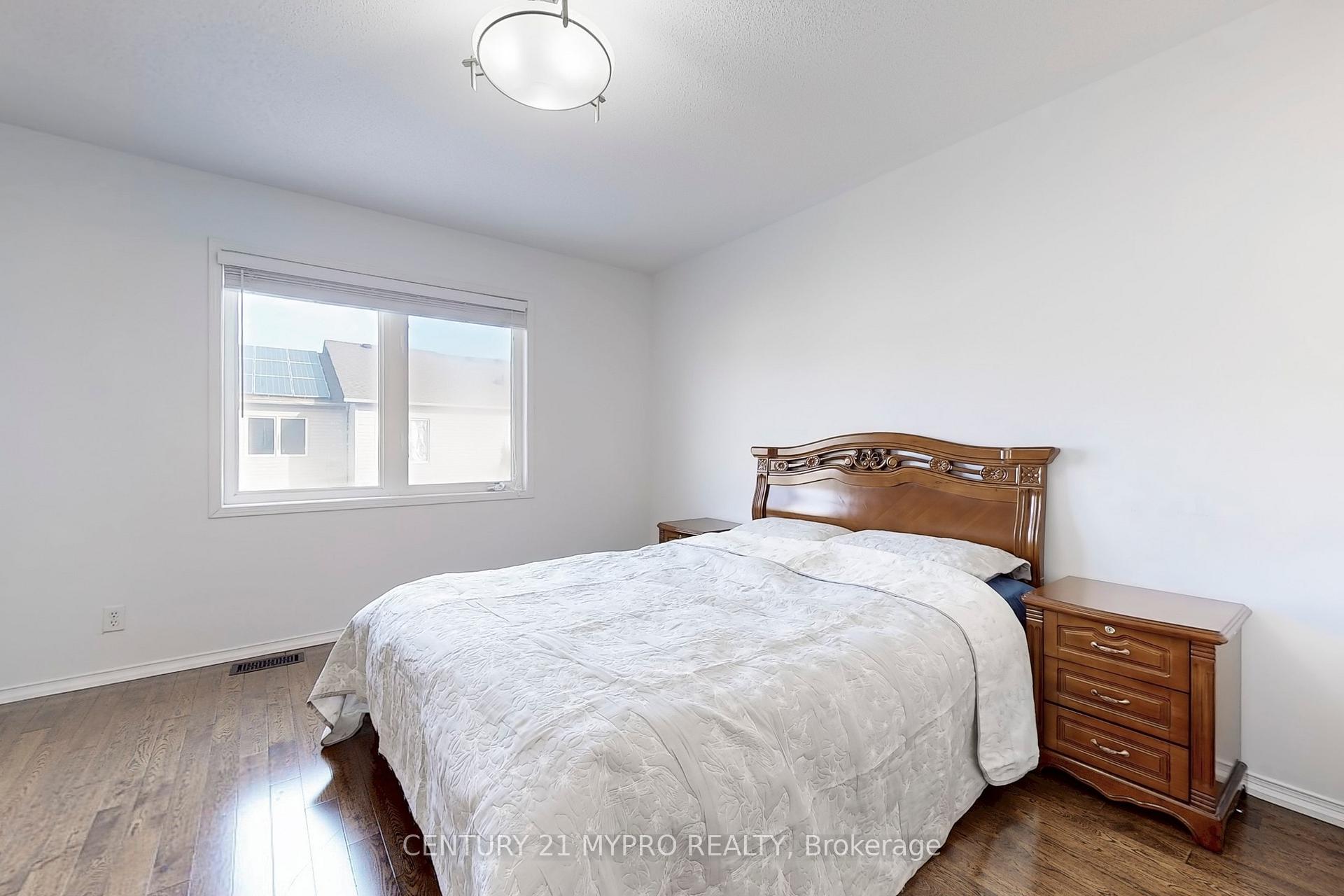 Photo 29 of 32 Bilbrough Street, Aurora, Bayview Northeast — HOMEH