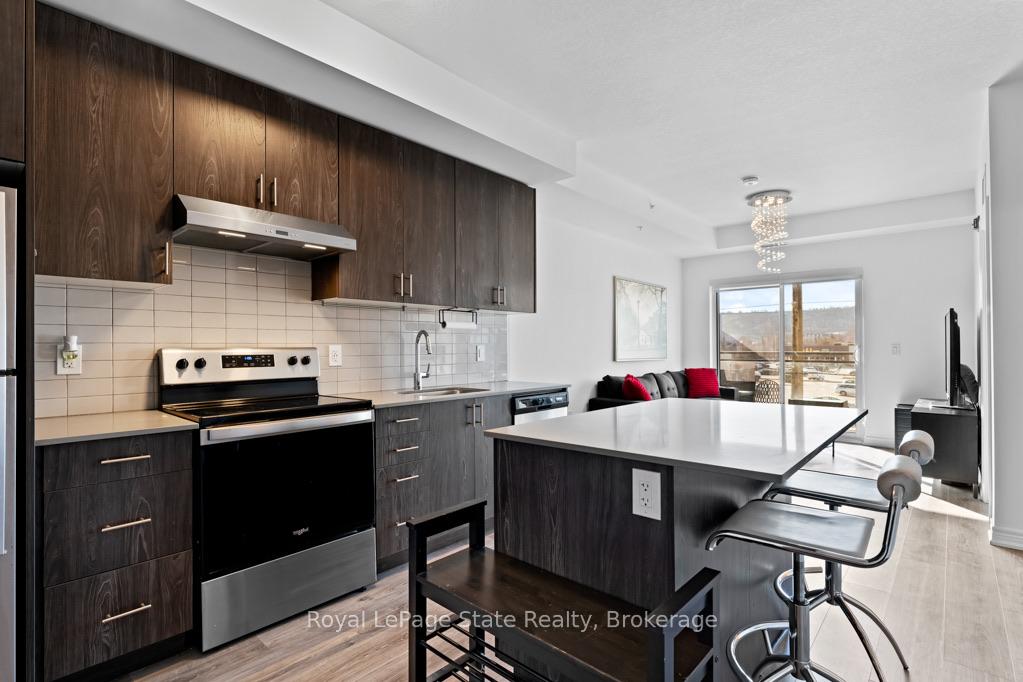 Photo 6 of Unit 315, 121 Highway 8, Hamilton, Stoney Creek — HOMEH