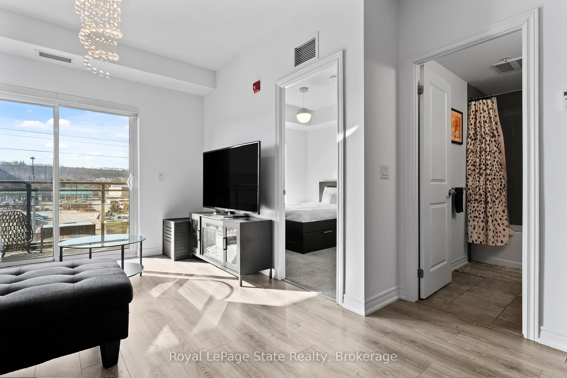 Photo 37 of Unit 315, 121 Highway 8, Hamilton, Stoney Creek — HOMEH