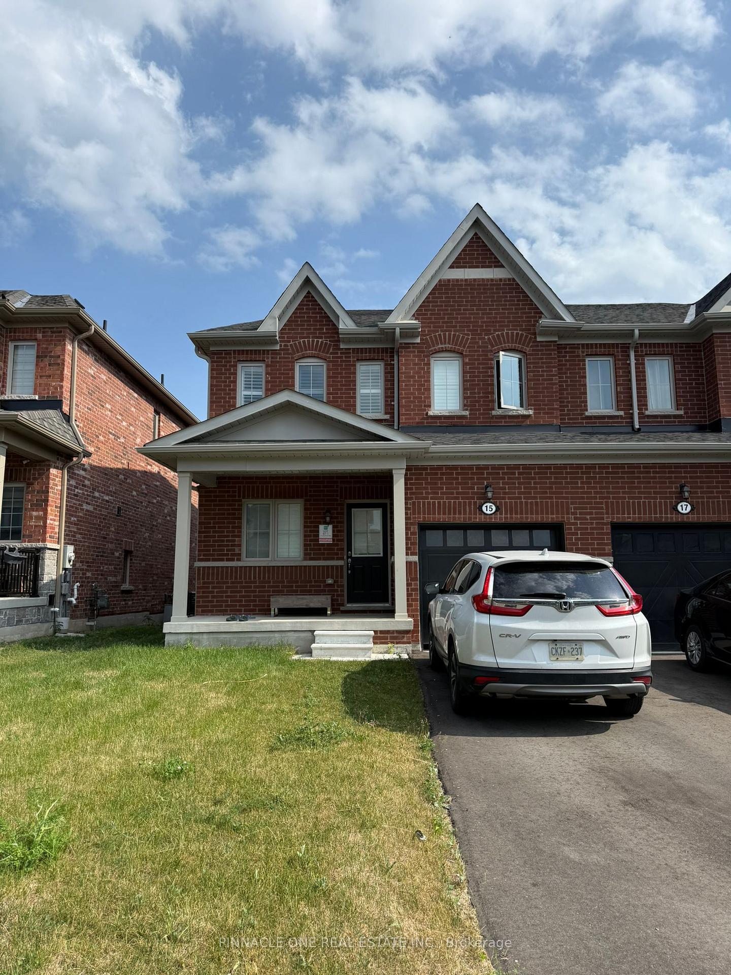 Photo 3 of 15 Jack Potts Way, Clarington, Courtice — HOMEH