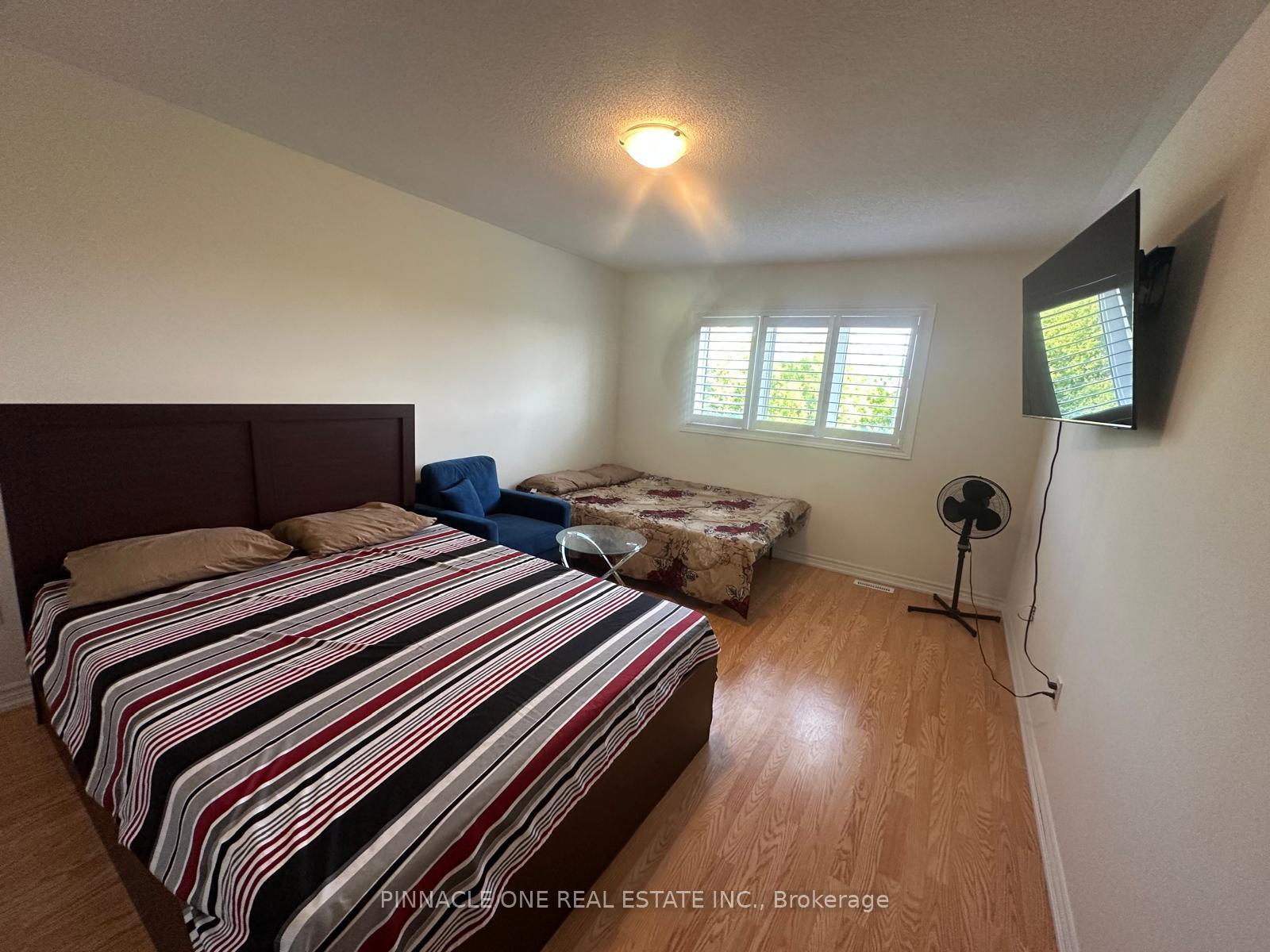 Photo 23 of 15 Jack Potts Way, Clarington, Courtice — HOMEH