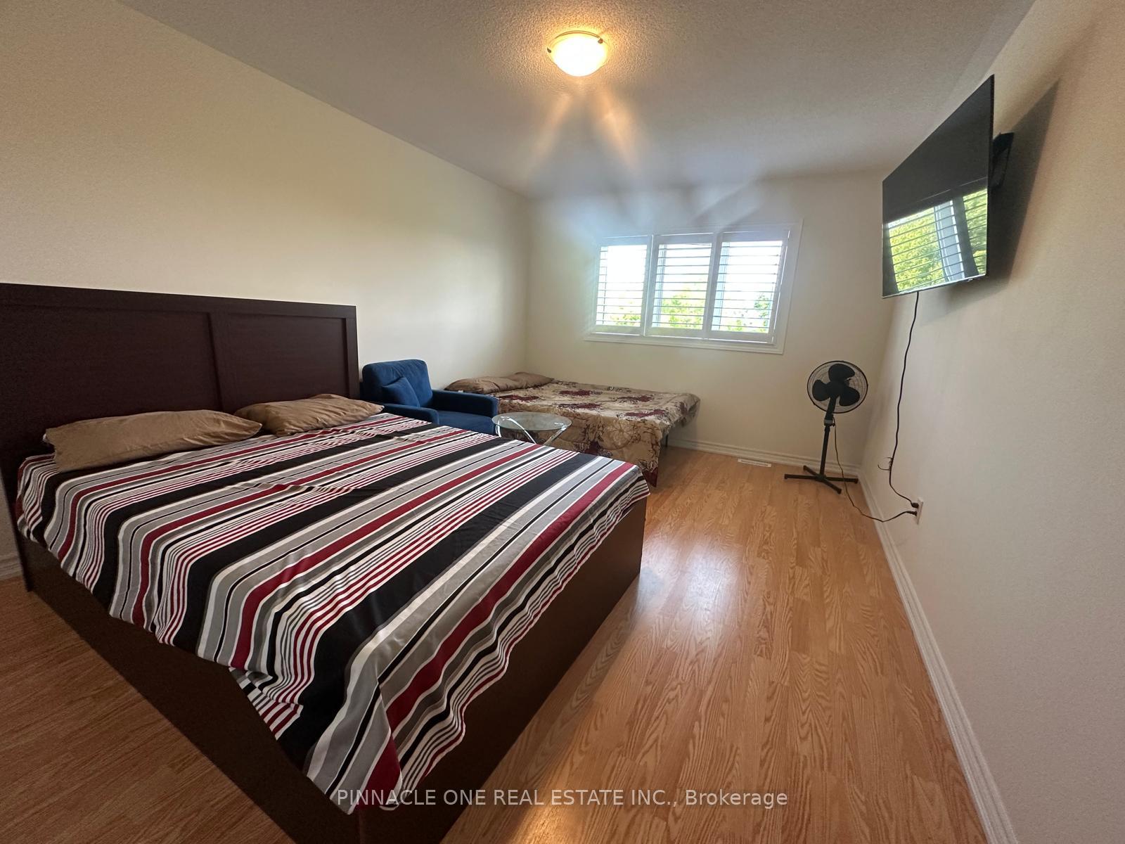 Photo 24 of 15 Jack Potts Way, Clarington, Courtice — HOMEH