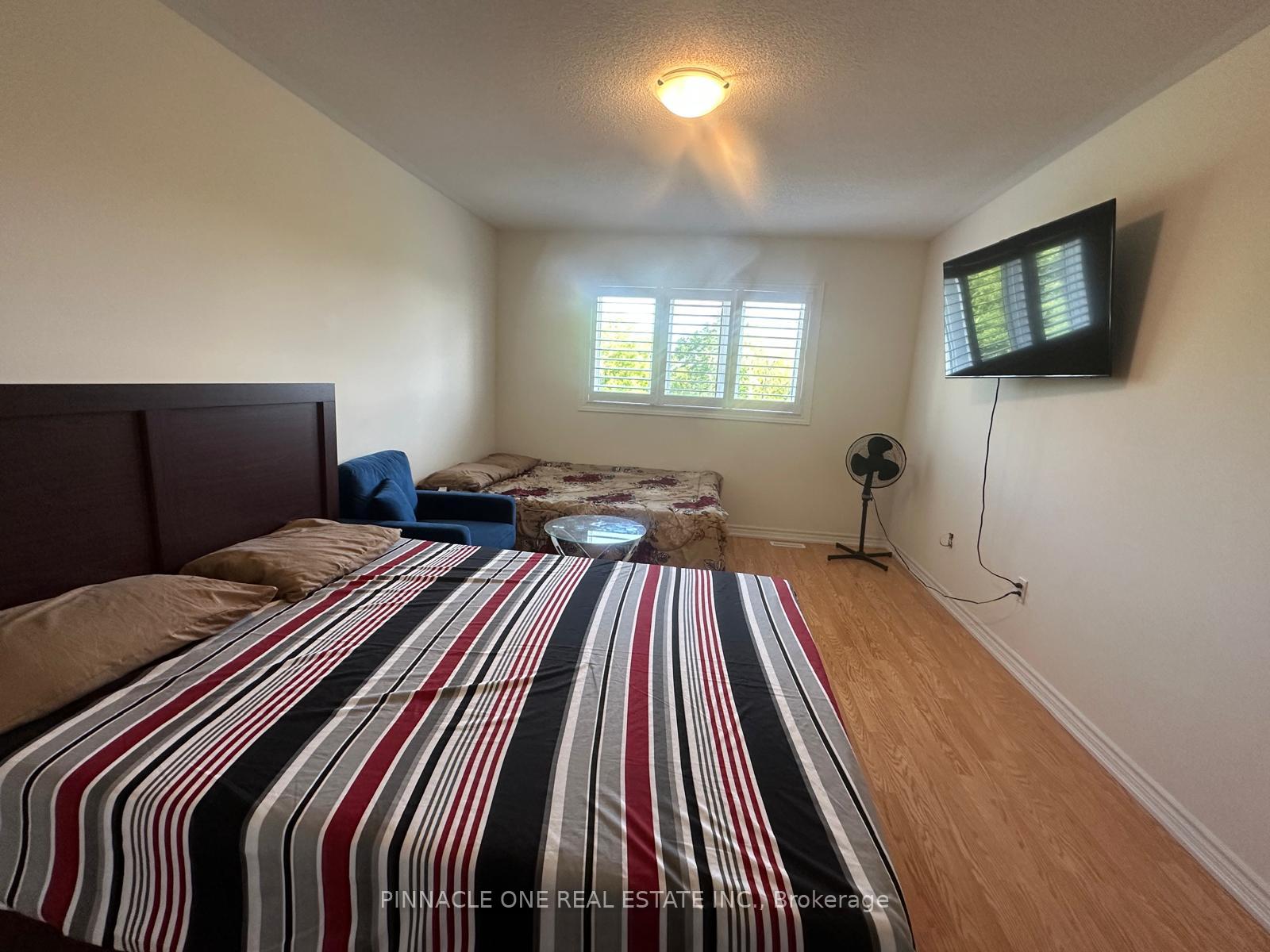 Photo 25 of 15 Jack Potts Way, Clarington, Courtice — HOMEH