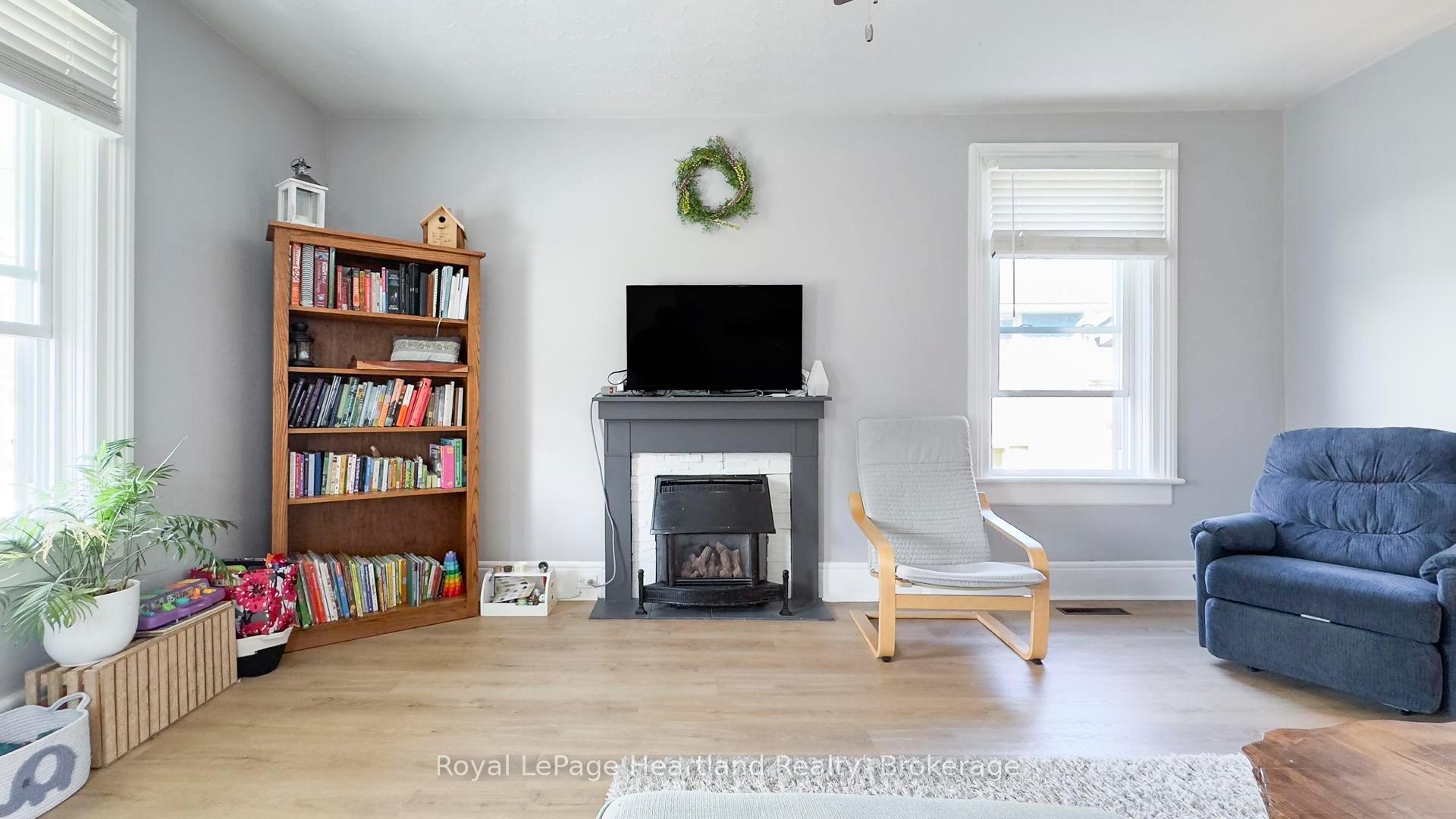 Photo 6 of 129 Orange Street S, Central Huron, Clinton — HOMEH