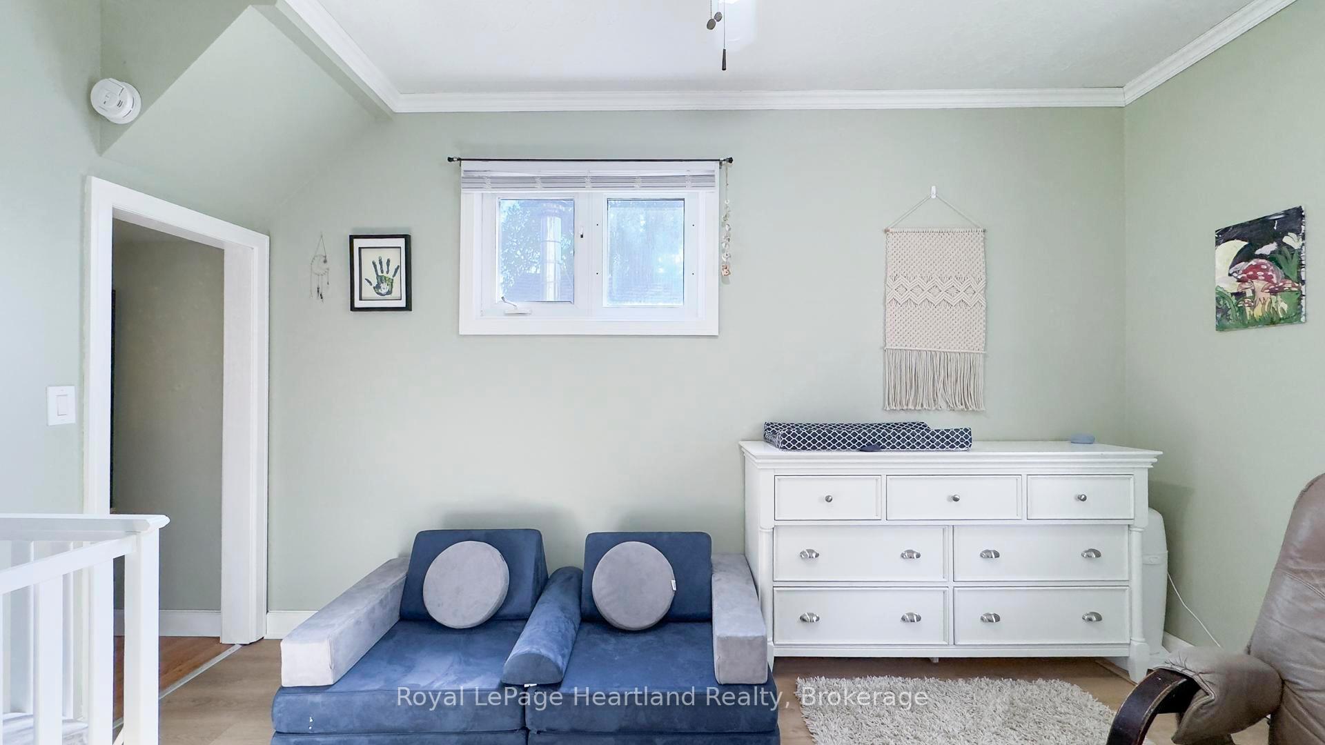Photo 9 of 129 Orange Street S, Central Huron, Clinton — HOMEH