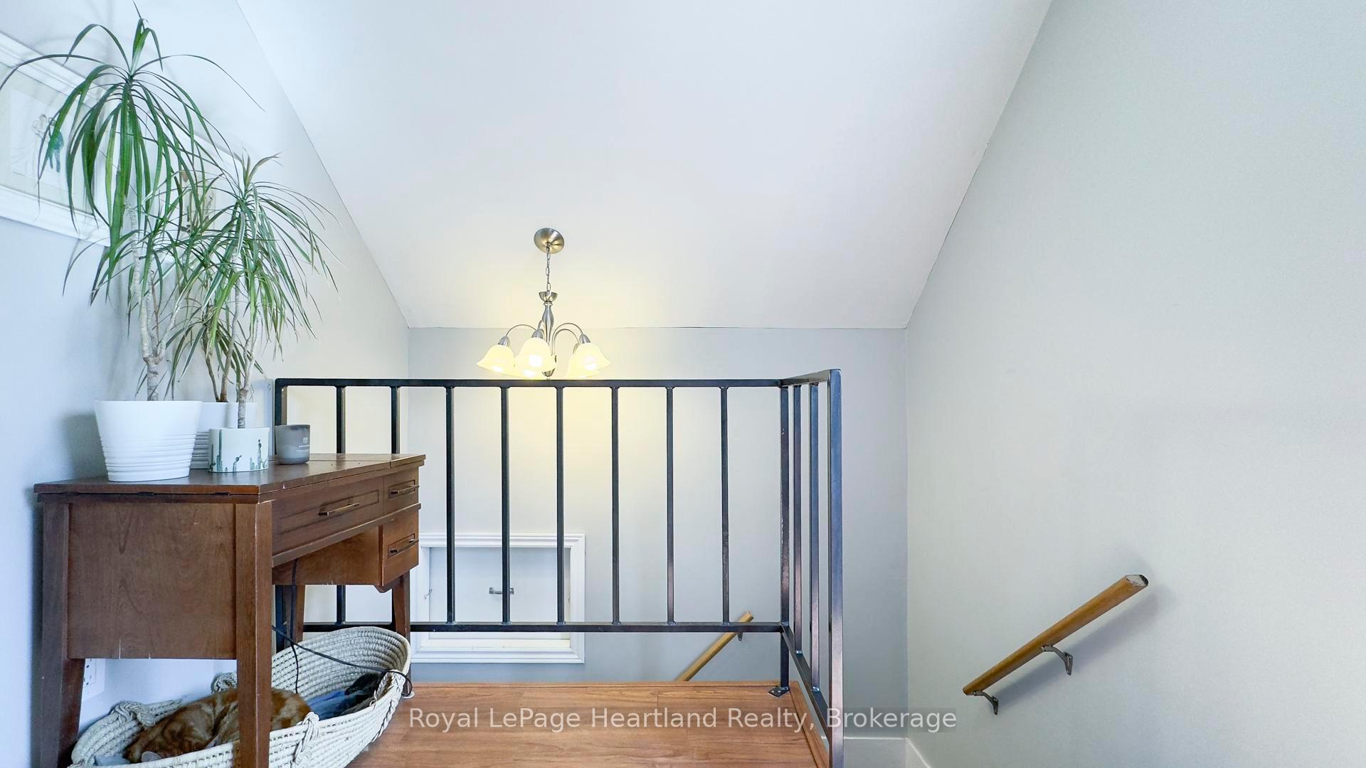 Photo 31 of 129 Orange Street S, Central Huron, Clinton — HOMEH