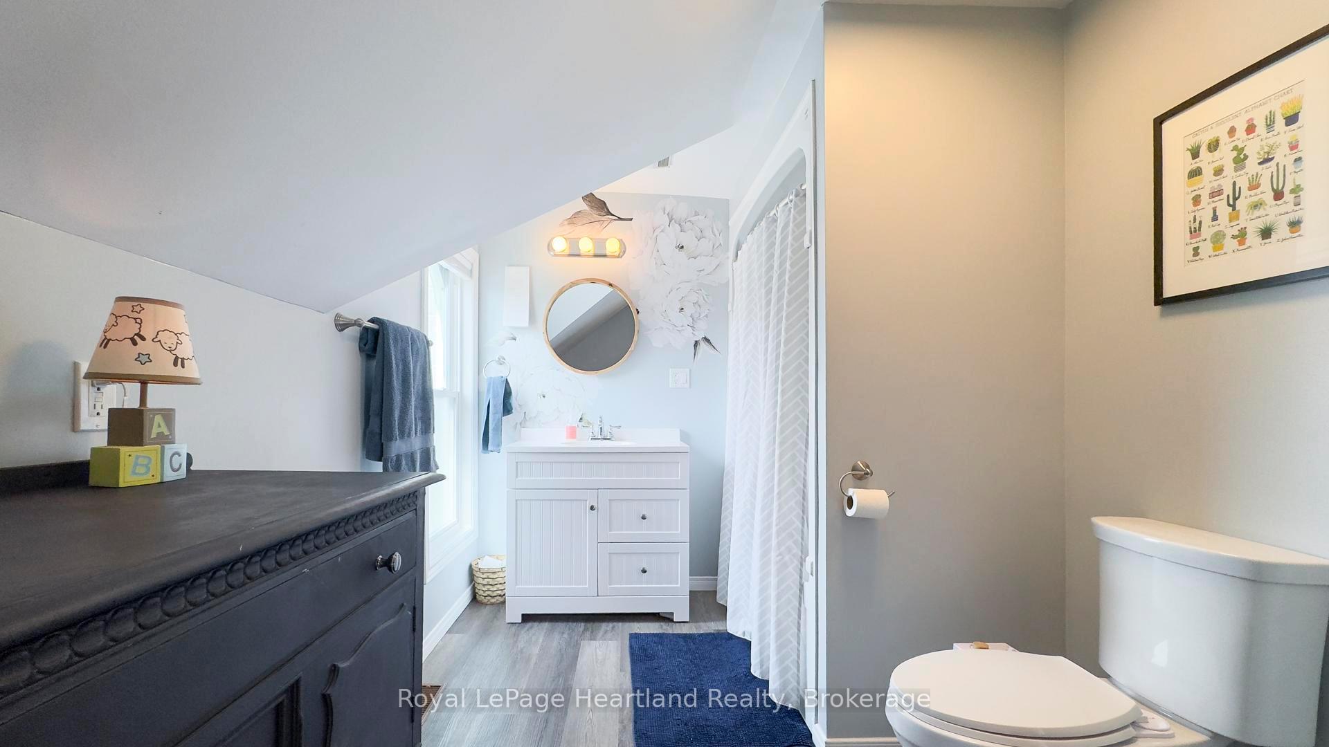 Photo 33 of 129 Orange Street S, Central Huron, Clinton — HOMEH