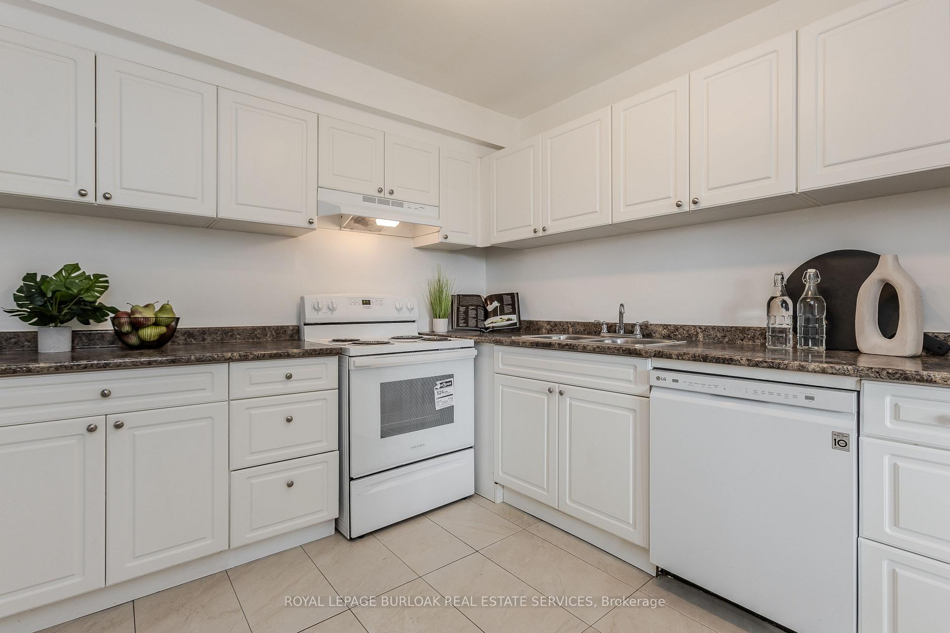 Photo 12 of Unit 21, 25 Redbury Street, Hamilton, Quinndale — HOMEH