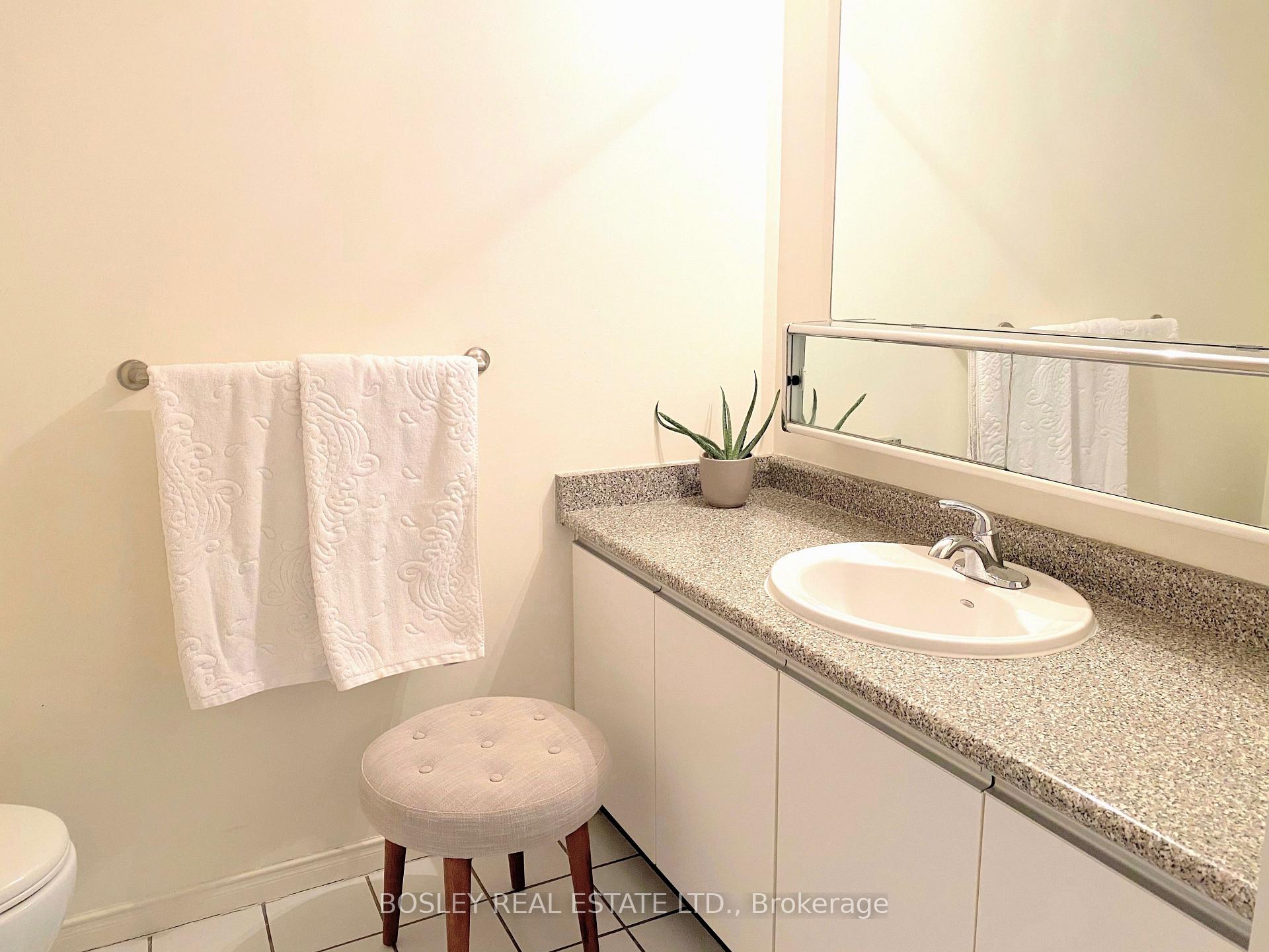 Photo 13 of Unit 601, 26 Hall Road, Halton Hills, Georgetown — HOMEH