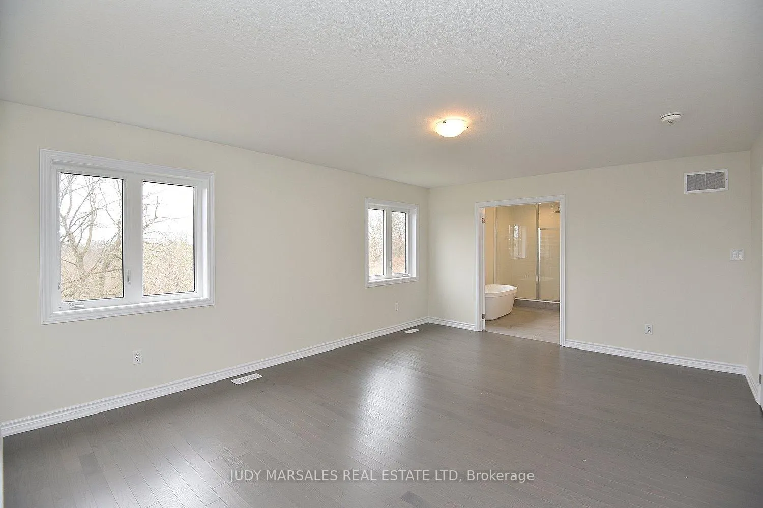 Photo 61 of 42 Mears Place, Brant, Paris — HOMEH