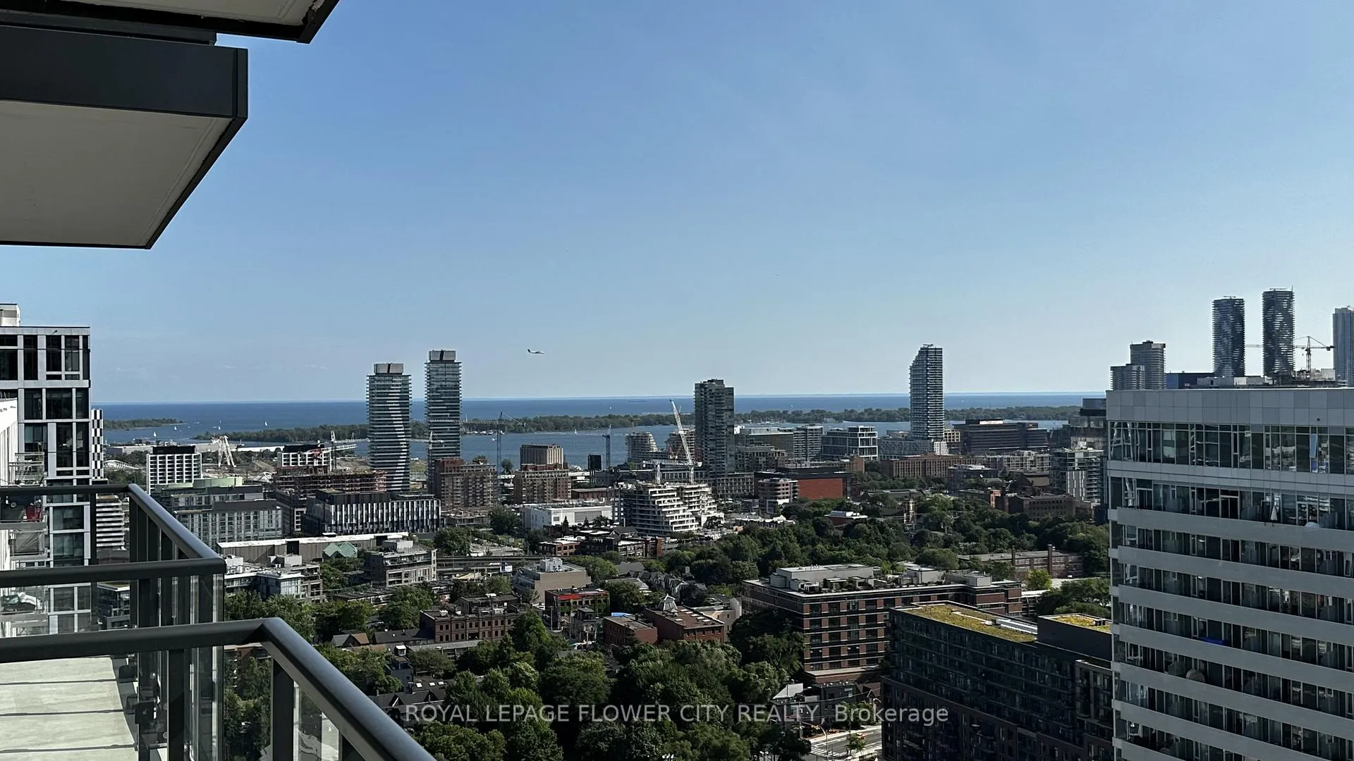 Photo 6 of Unit 2804, 130 River St Street, Toronto, Regent Park — HOMEH