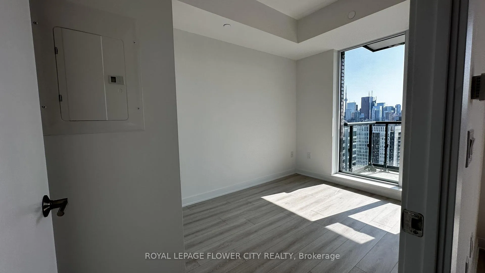 Photo 11 of Unit 2804, 130 River St Street, Toronto, Regent Park — HOMEH
