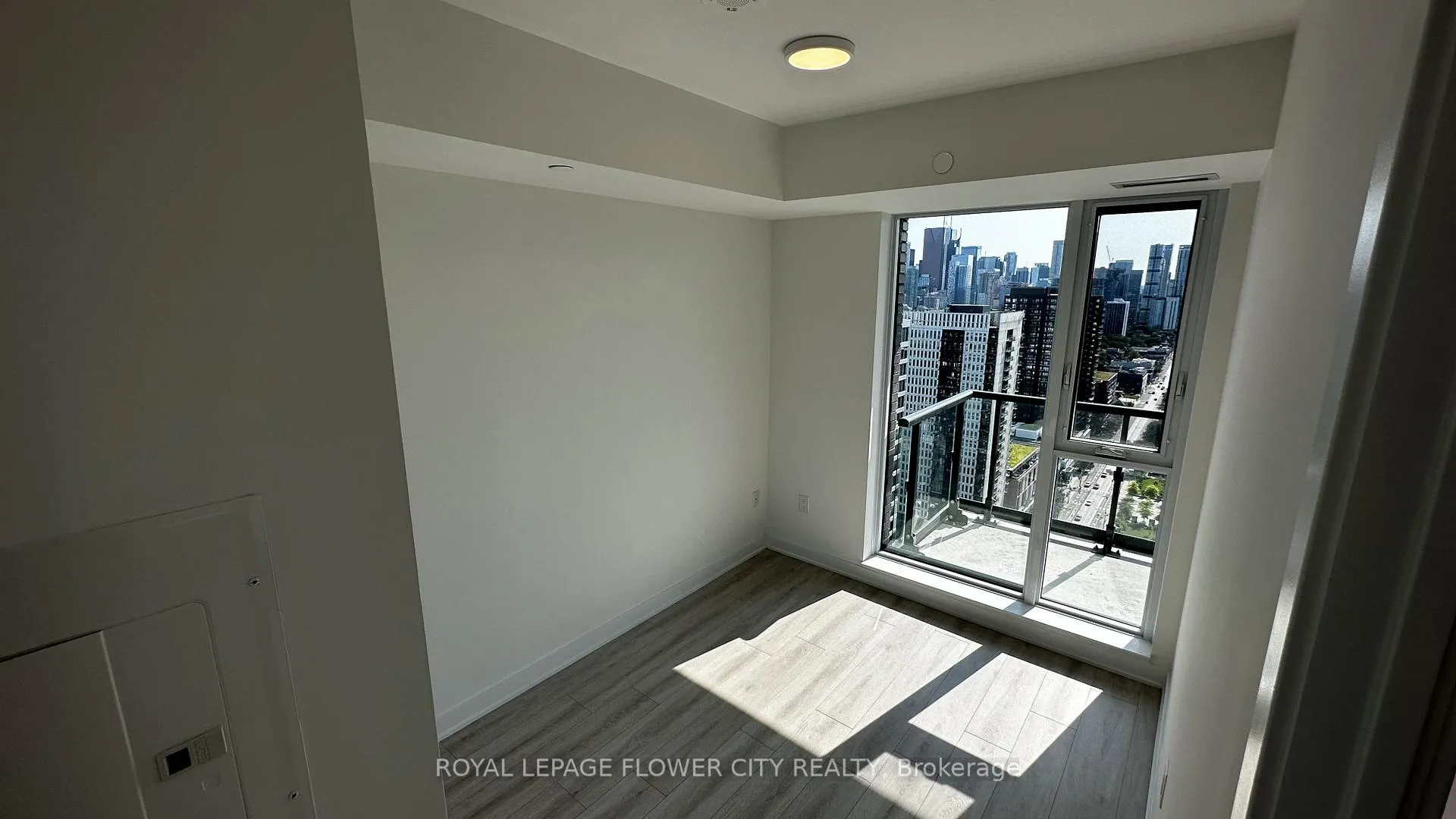 Photo 13 of Unit 2804, 130 River St Street, Toronto, Regent Park — HOMEH