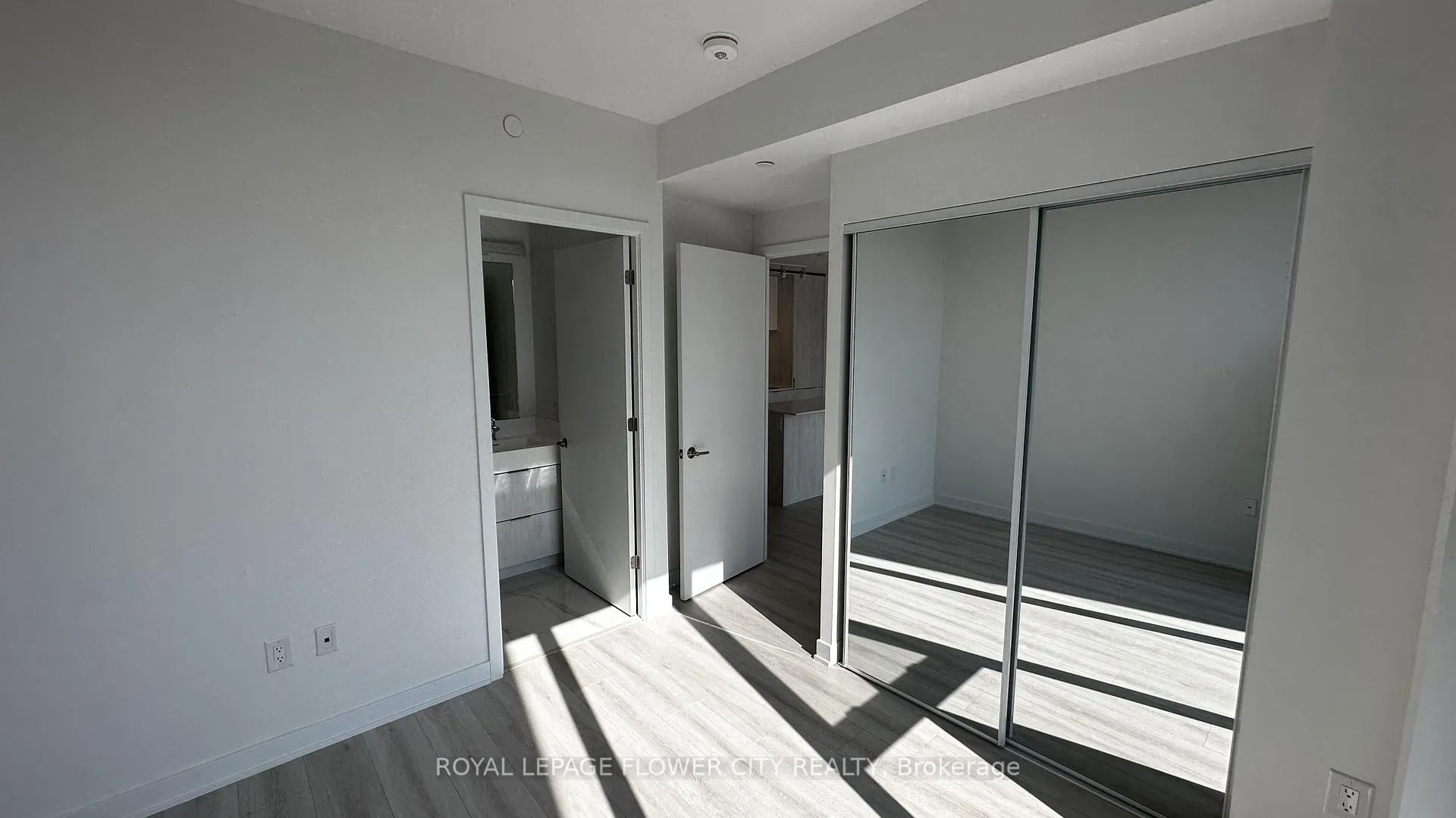 Photo 17 of Unit 2804, 130 River St Street, Toronto, Regent Park — HOMEH