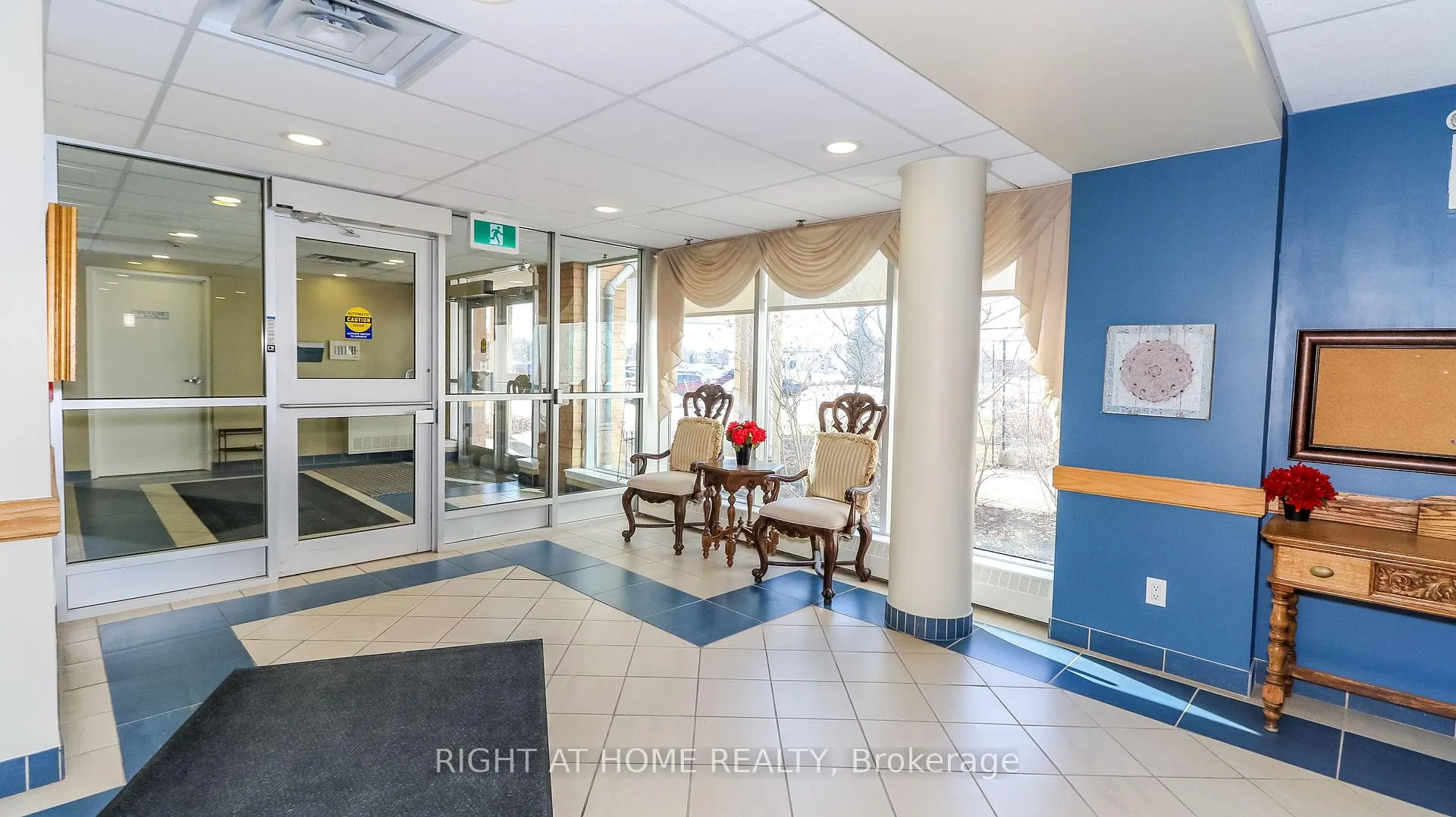 Photo 11 of Unit 101, 90 Dean Avenue, Barrie, Painswick South — HOMEH