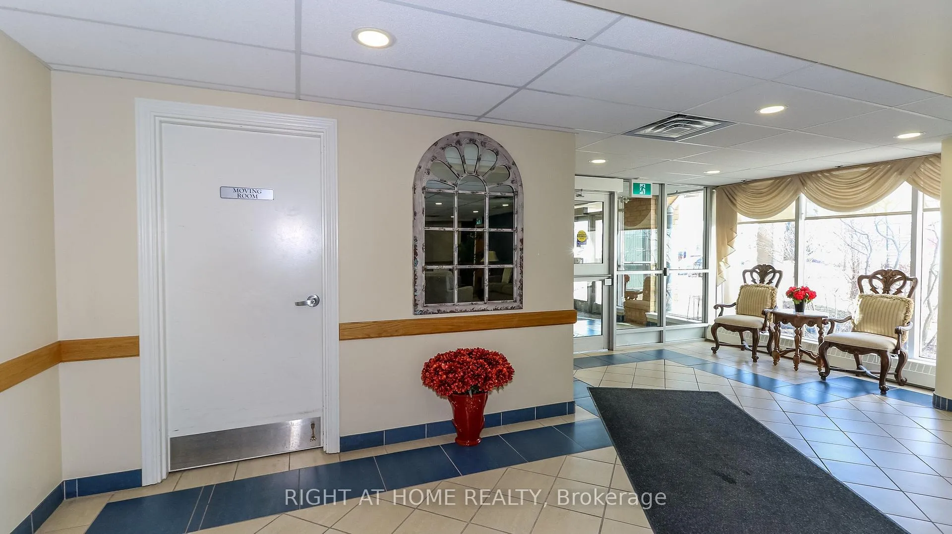 Photo 13 of Unit 101, 90 Dean Avenue, Barrie, Painswick South — HOMEH