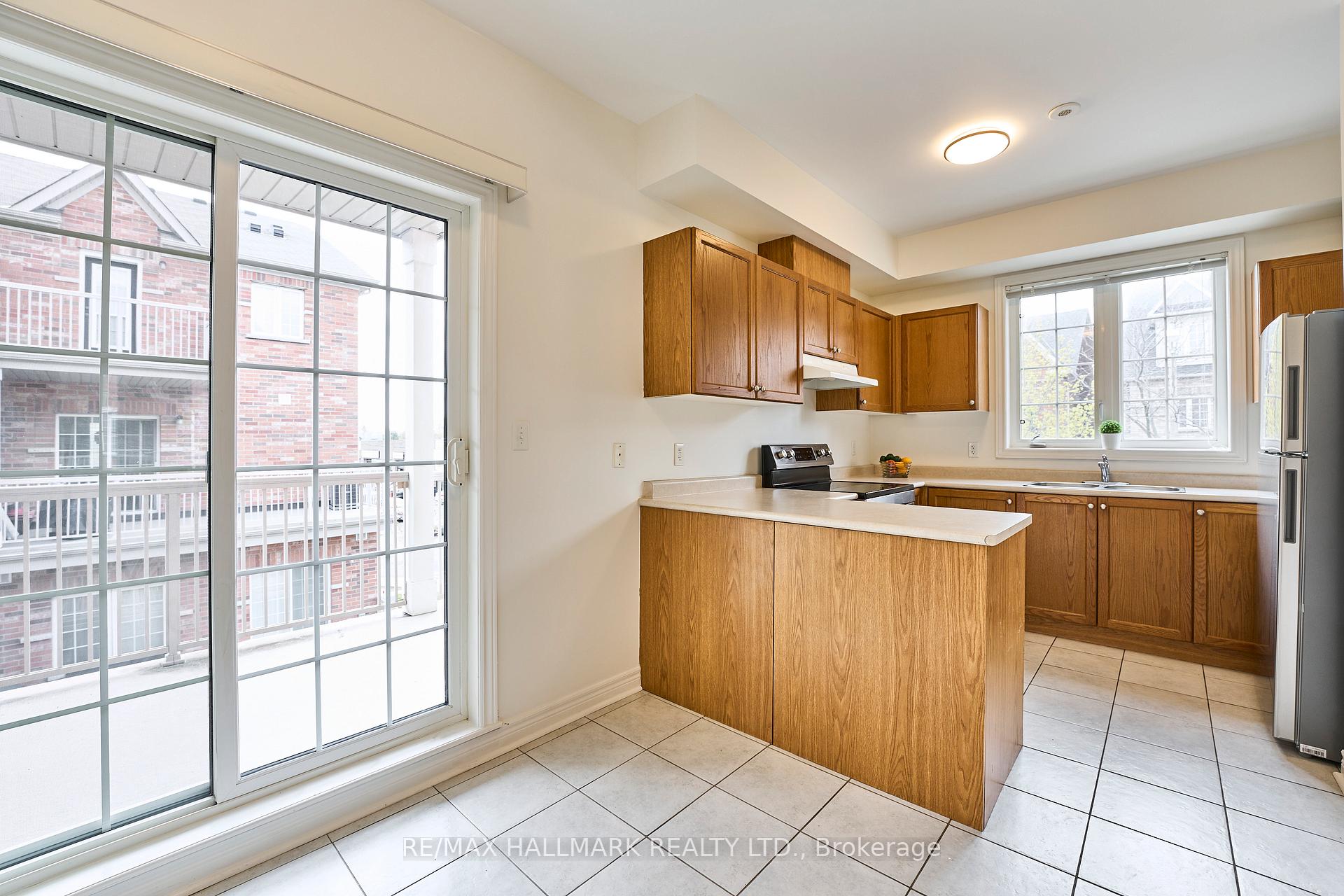 Photo 31 of 3 Philpott Gardens, Toronto, East End-Danforth — HOMEH