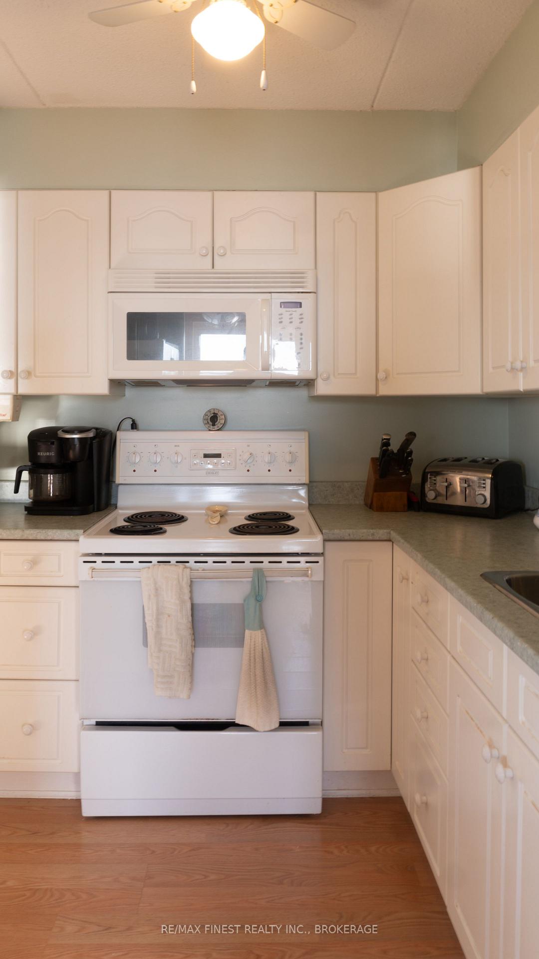 Photo 11 of Unit 607, 235 Water Street W, Prescott — HOMEH
