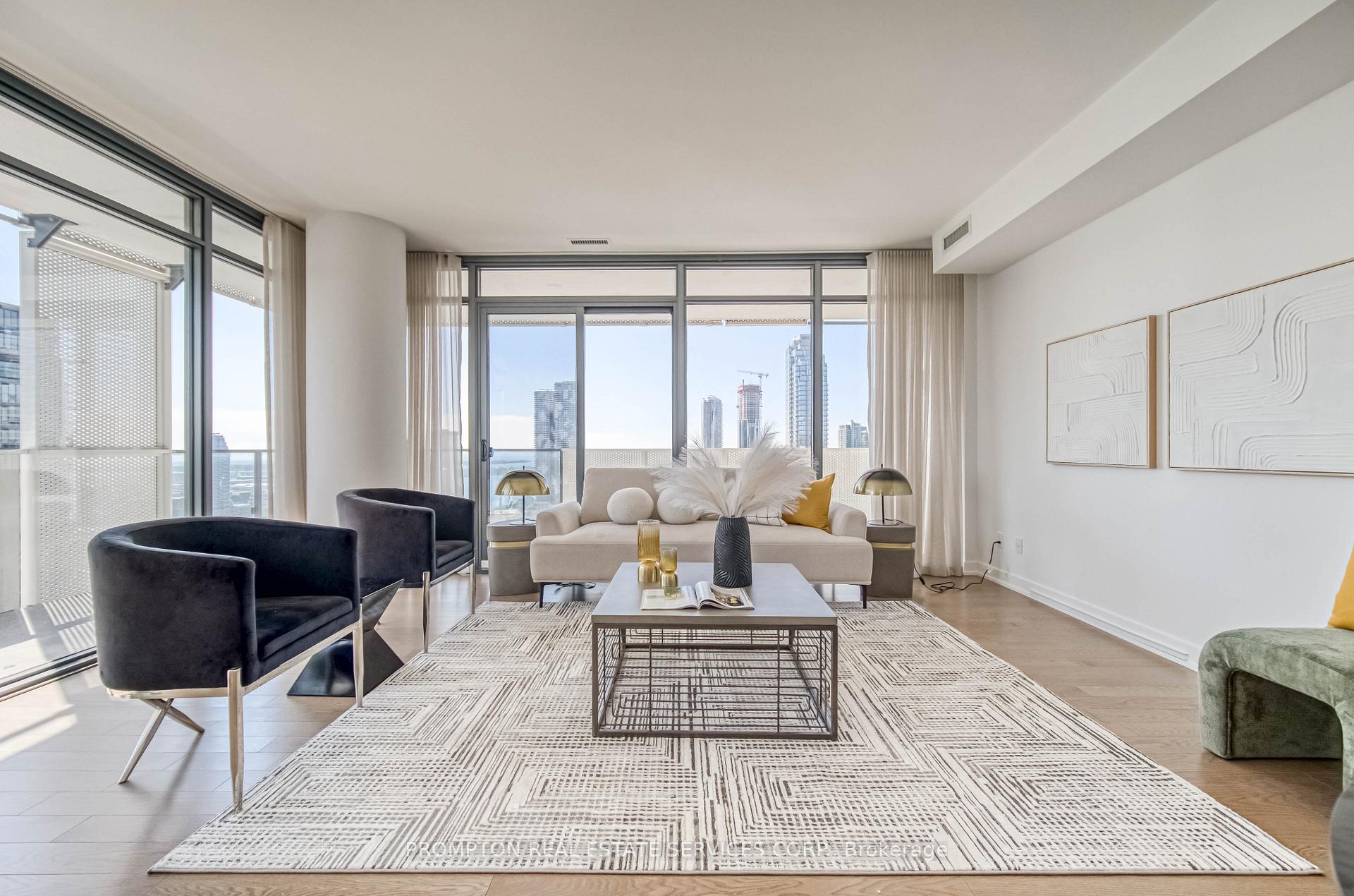 Photo 1 of Unit 3902, 20 Lombard Street, Toronto, Church-Yonge Corridor — HOMEH