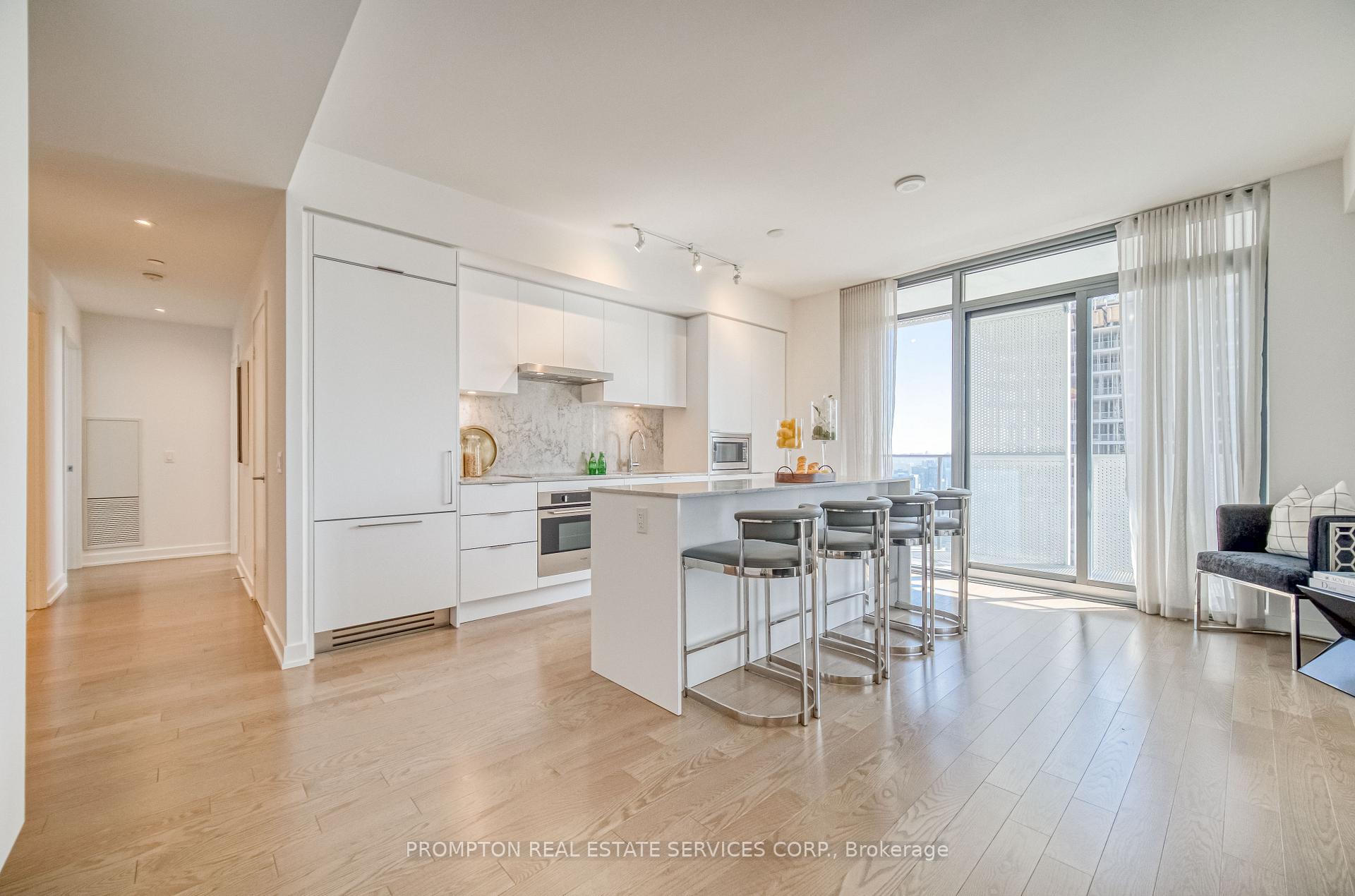 Photo 6 of Unit 3902, 20 Lombard Street, Toronto, Church-Yonge Corridor — HOMEH