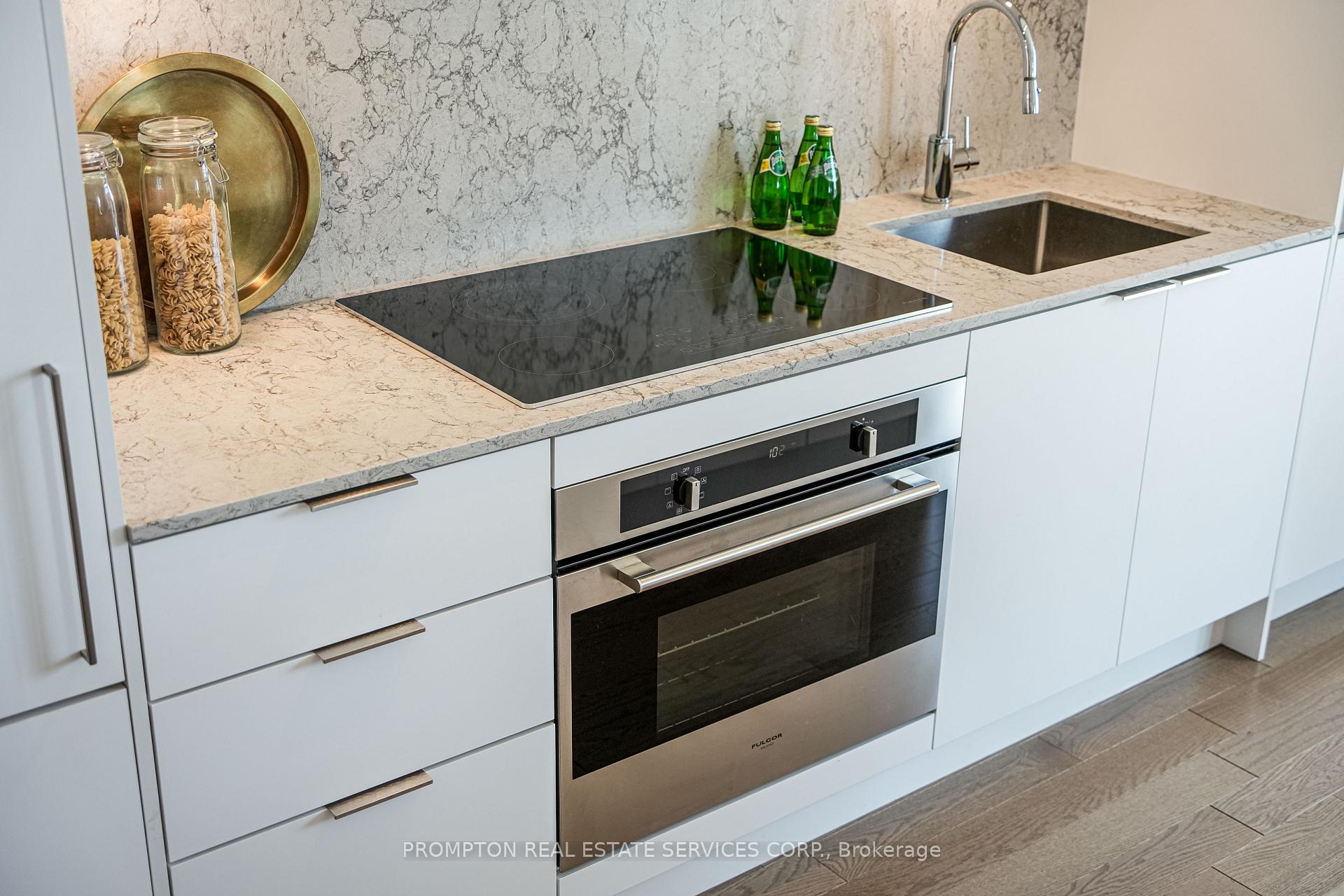 Photo 8 of Unit 3902, 20 Lombard Street, Toronto, Church-Yonge Corridor — HOMEH