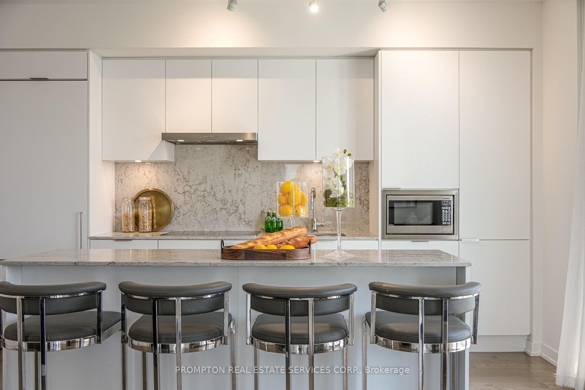 Photo 9 of Unit 3902, 20 Lombard Street, Toronto, Church-Yonge Corridor — HOMEH