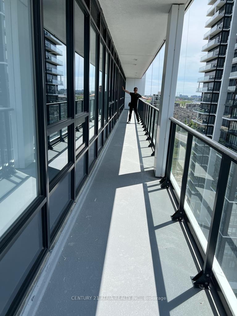 Photo 2 of Unit 1808, 18 Water Walk Drive, Markham, Unionville — HOMEH